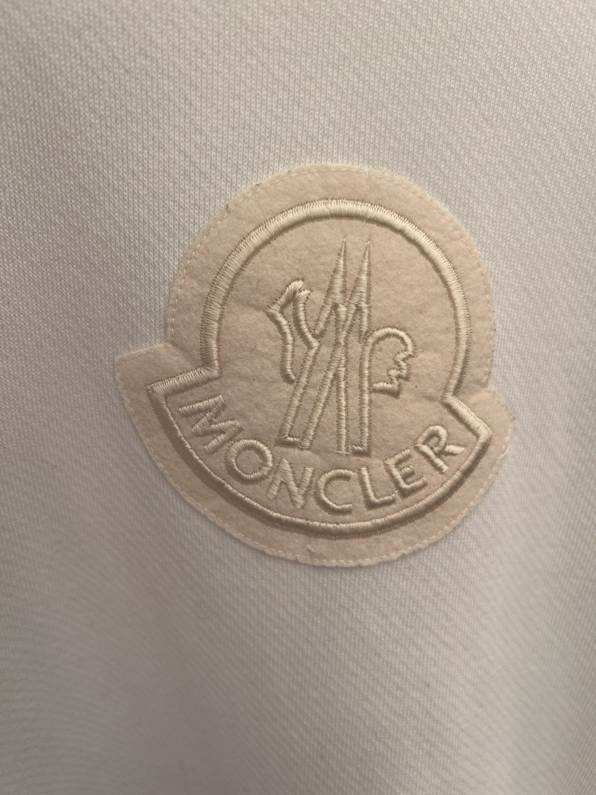 Moncler Moncler Embroidered Logo Hoodie Size US M / EU 48-50 / 2 - 2 Thumbnail