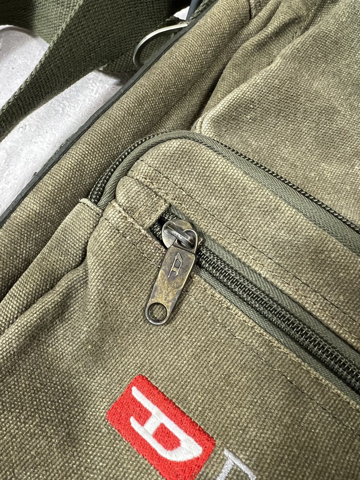 Japanese Brand × Vintage Vintage Diesel Y2k Crossbody Bag Size ONE SIZE - 12 Thumbnail