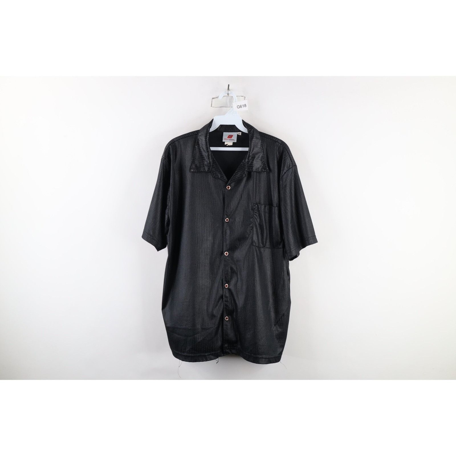 Vintage Vintage 90s Pornstar Clothing Skateboard Button Shirt Size US M / EU 48-50 / 2 - 1 Thumbnail
