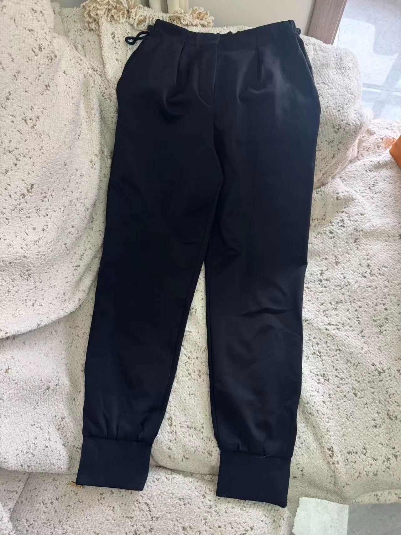 Louis Vuitton LV Casual Pants Comfortable Fabric Size 25" / US 0 / IT 36 - 1 Thumbnail