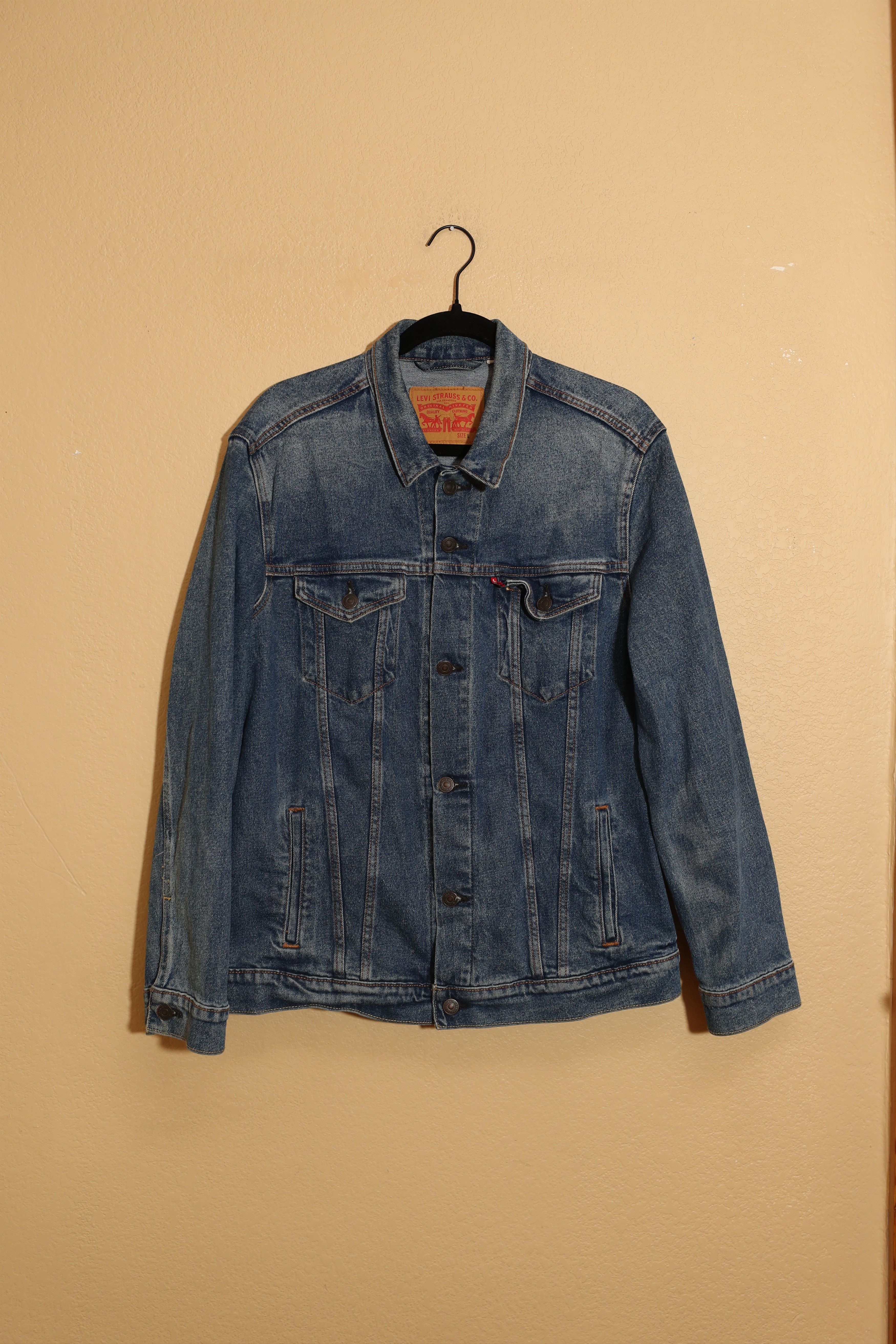 Levi's Levis Trucker Denim Jacket (L) Size US L / EU 52-54 / 3 - 1 Thumbnail