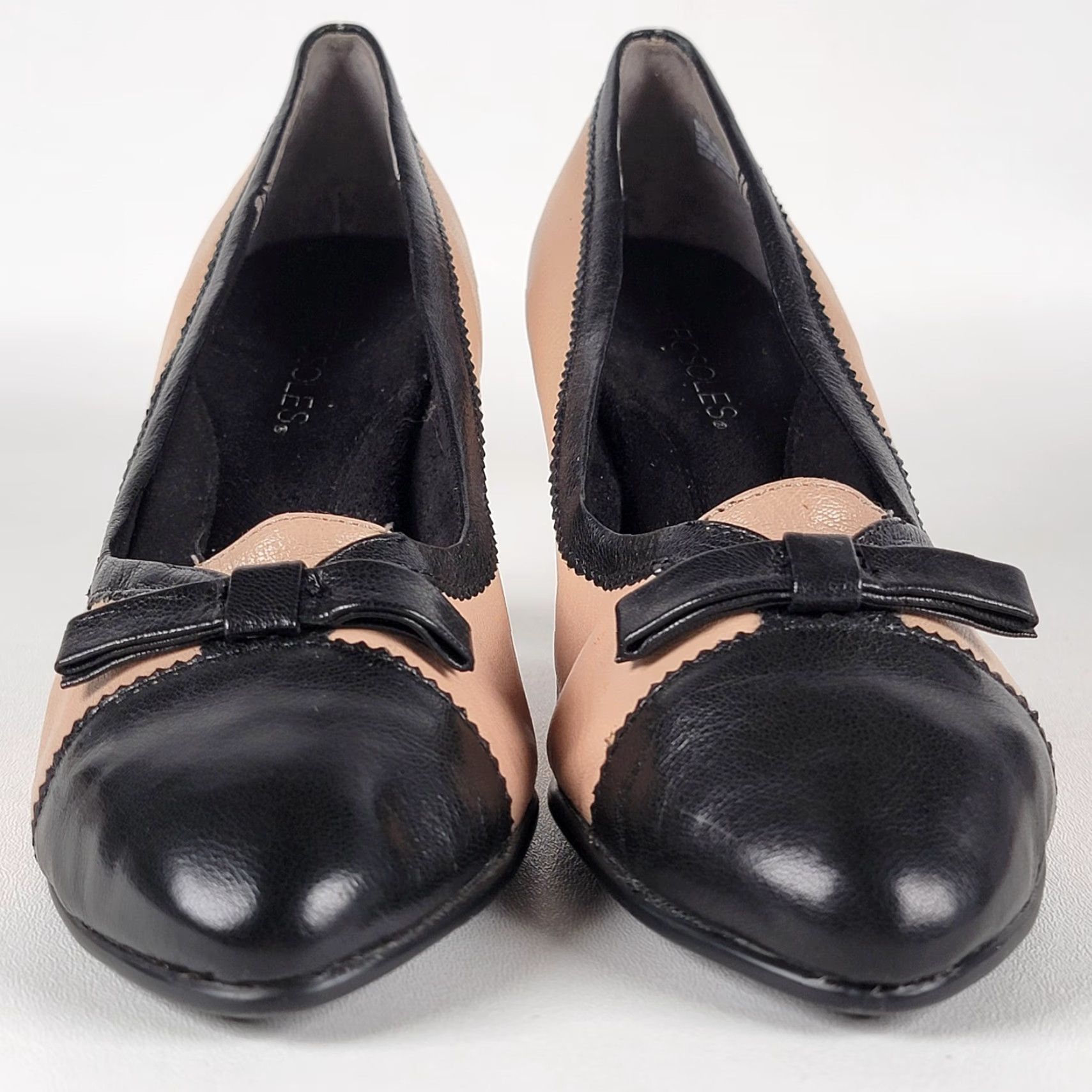Vintage Aerosoles City Scape Kitten Heel Pumps Womens 9.5 Black Tan Bow Leather Slip On Solid Round Toe City Women Heel Pump 9.5 Womens Size US 10 / IT 40 - 3 Thumbnail
