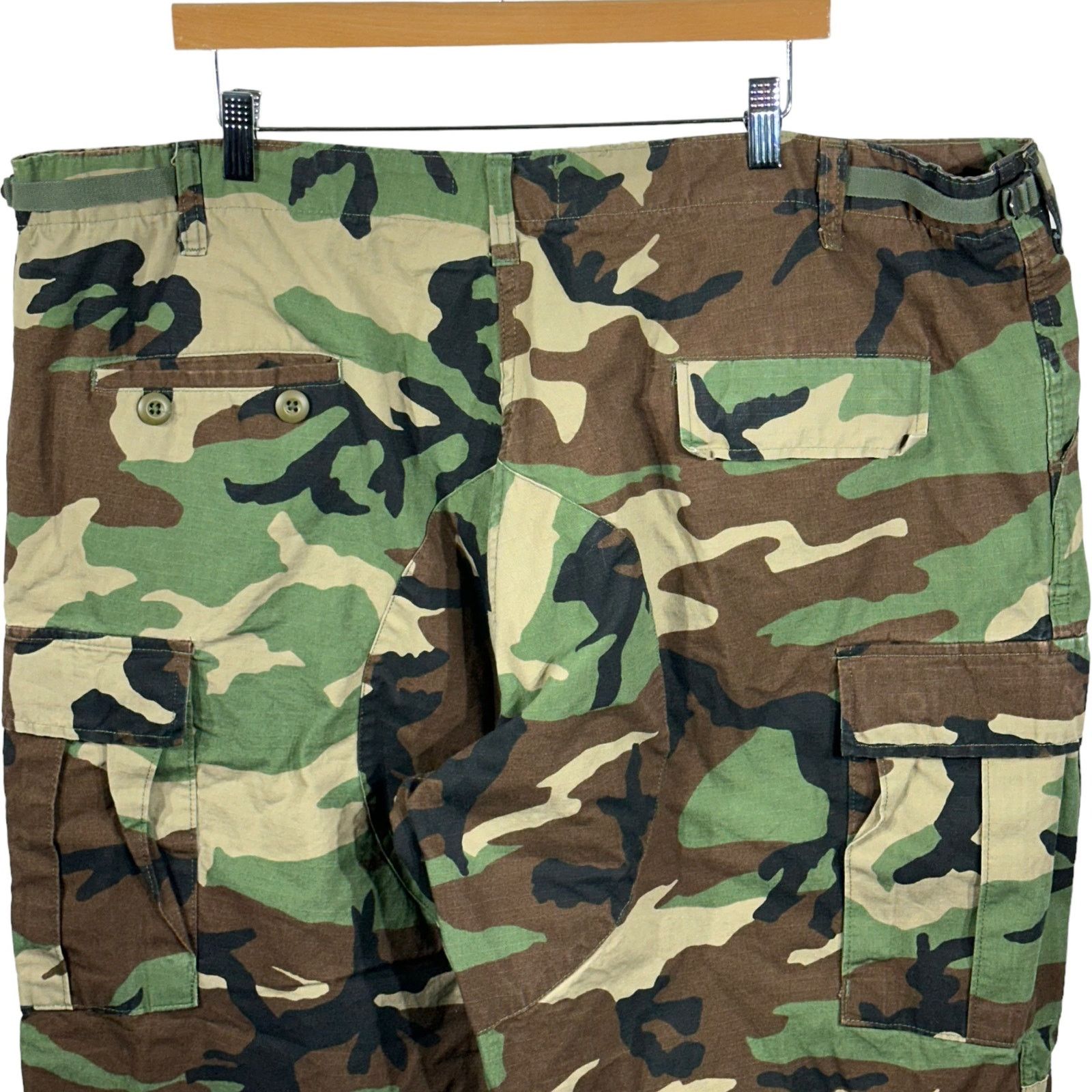 Vintage Vintage Military Woodland Camo Button Fly Cargo Pants Size US 44 / EU 60 - 4 Thumbnail