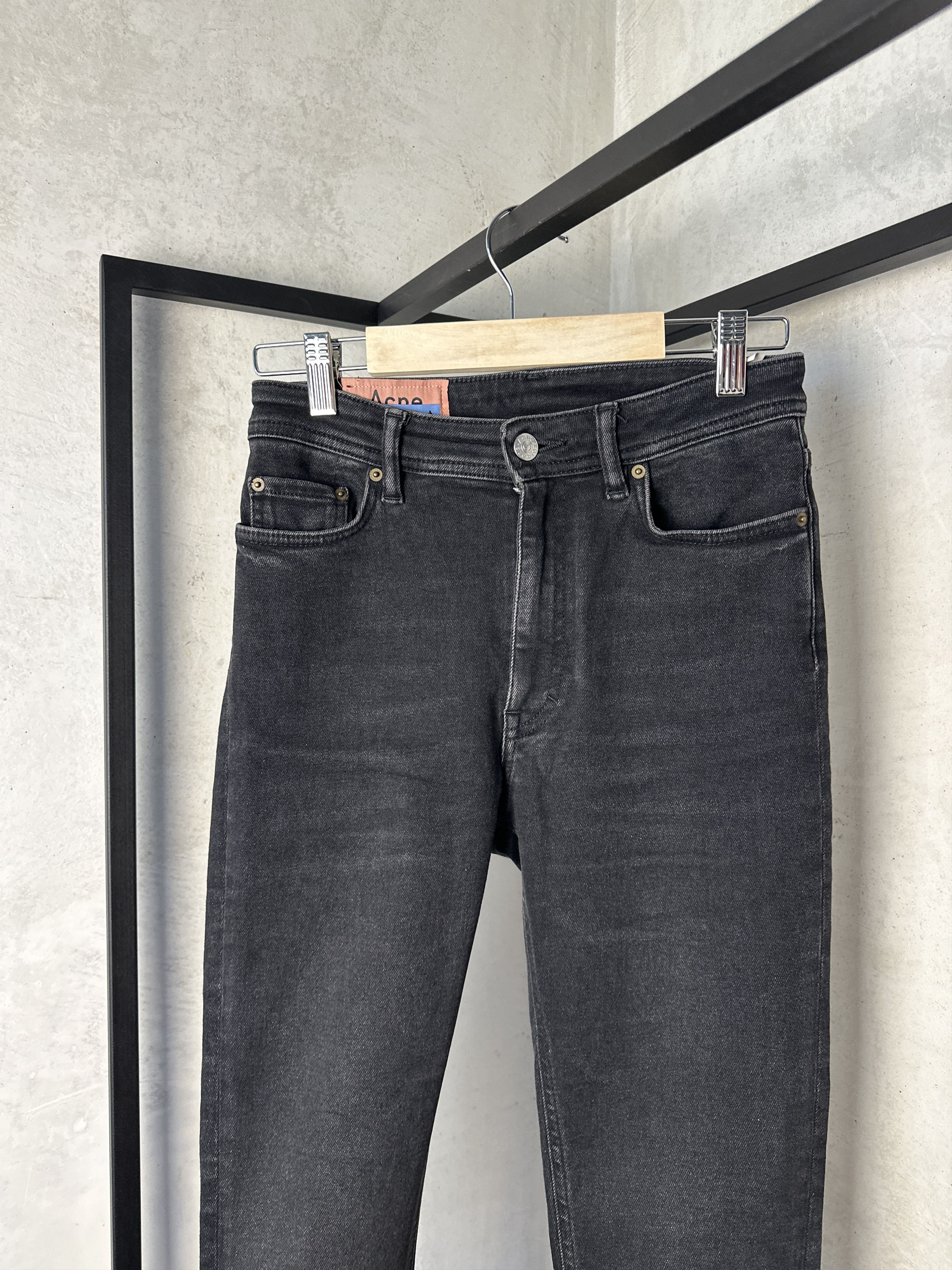 Acne Studios Acne Studios Peg Used Black Jeans Size 26" / US 2 / IT 38 - 2 Thumbnail