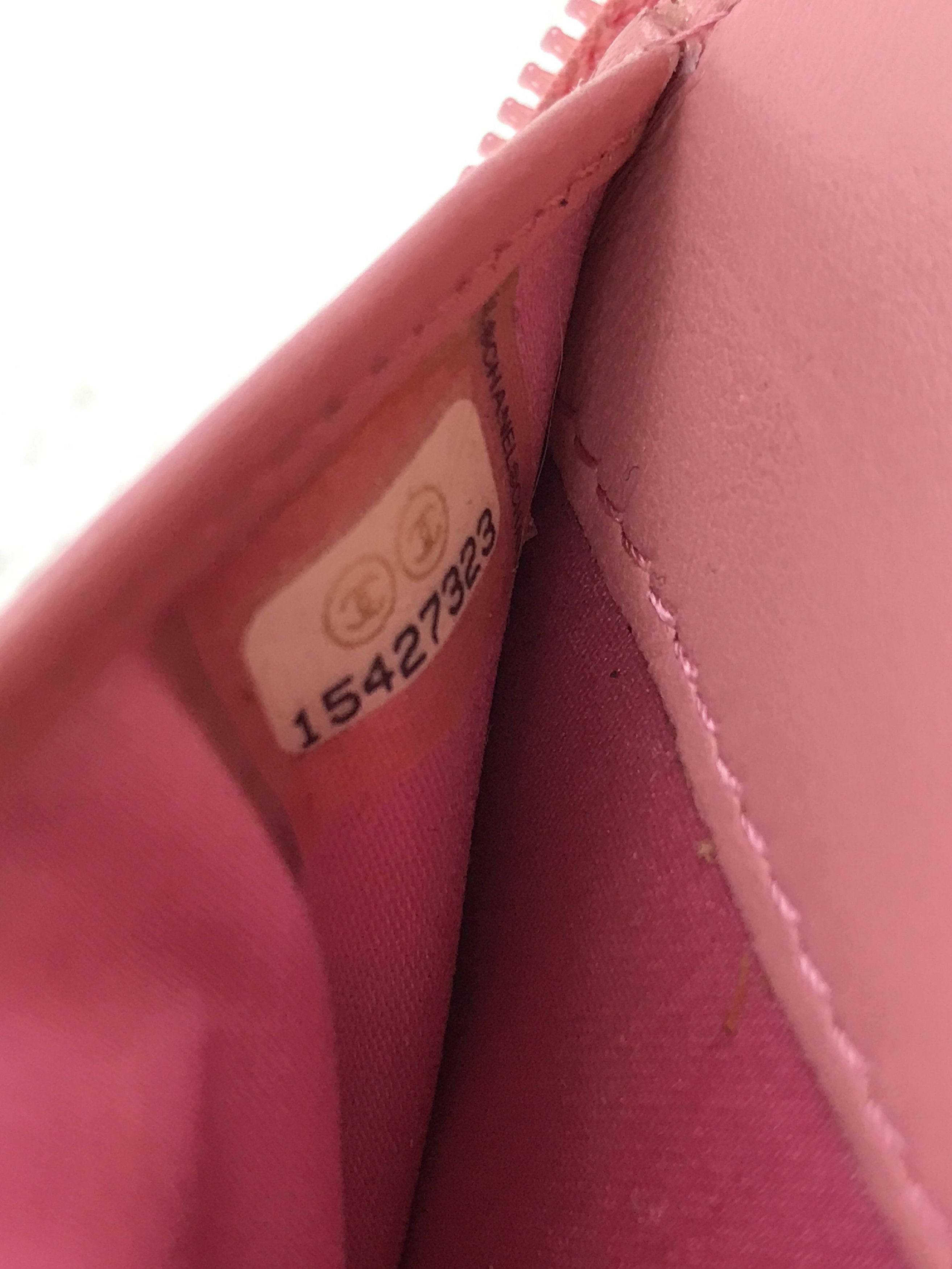 Chanel × Vintage Chanel Pink Embossed Camellia Wallet Zip Around With Box Size ONE SIZE - 16 Thumbnail