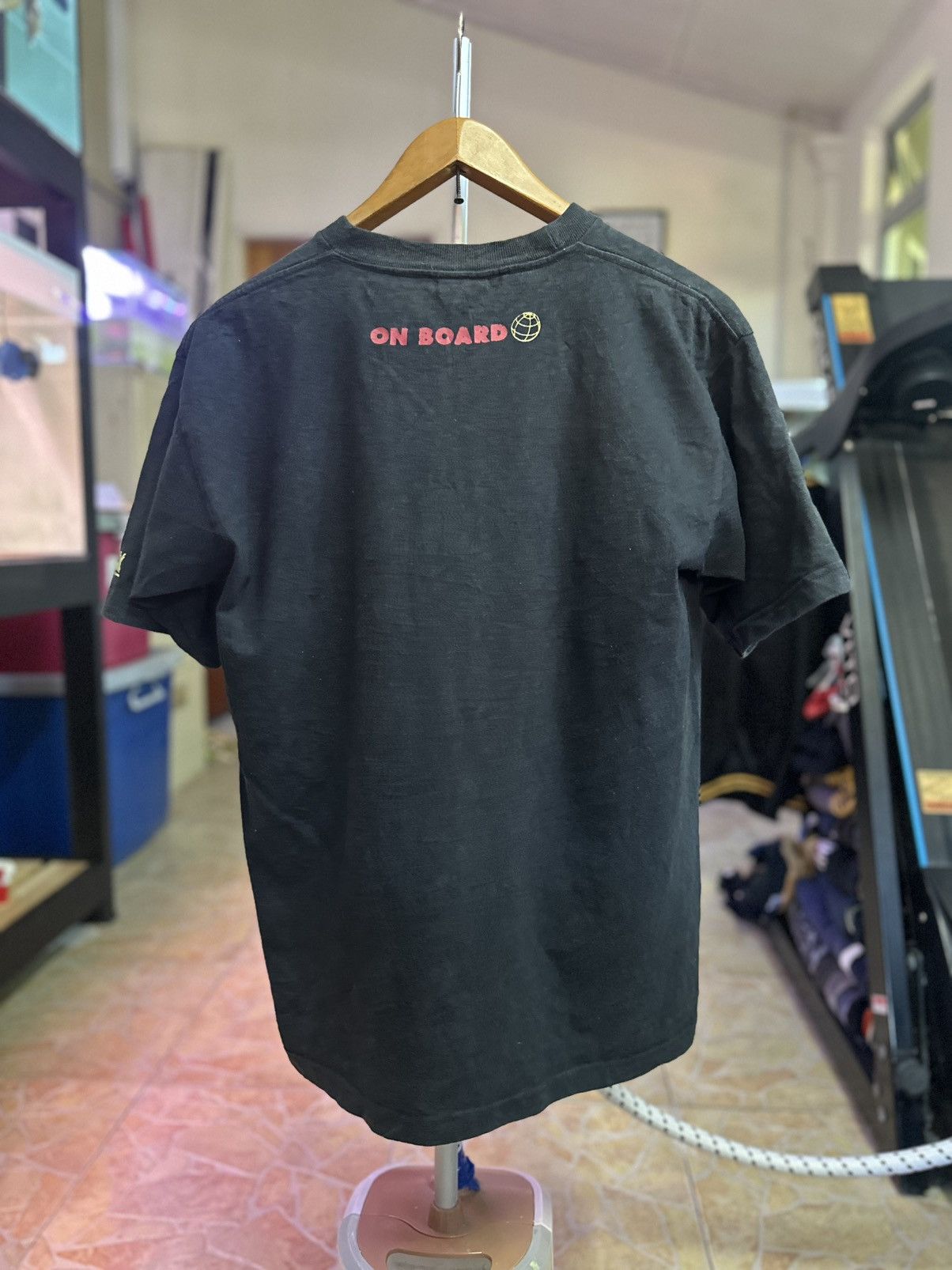 Vintage Vintage on board tshirt Size US L / EU 52-54 / 3 - 9 Thumbnail