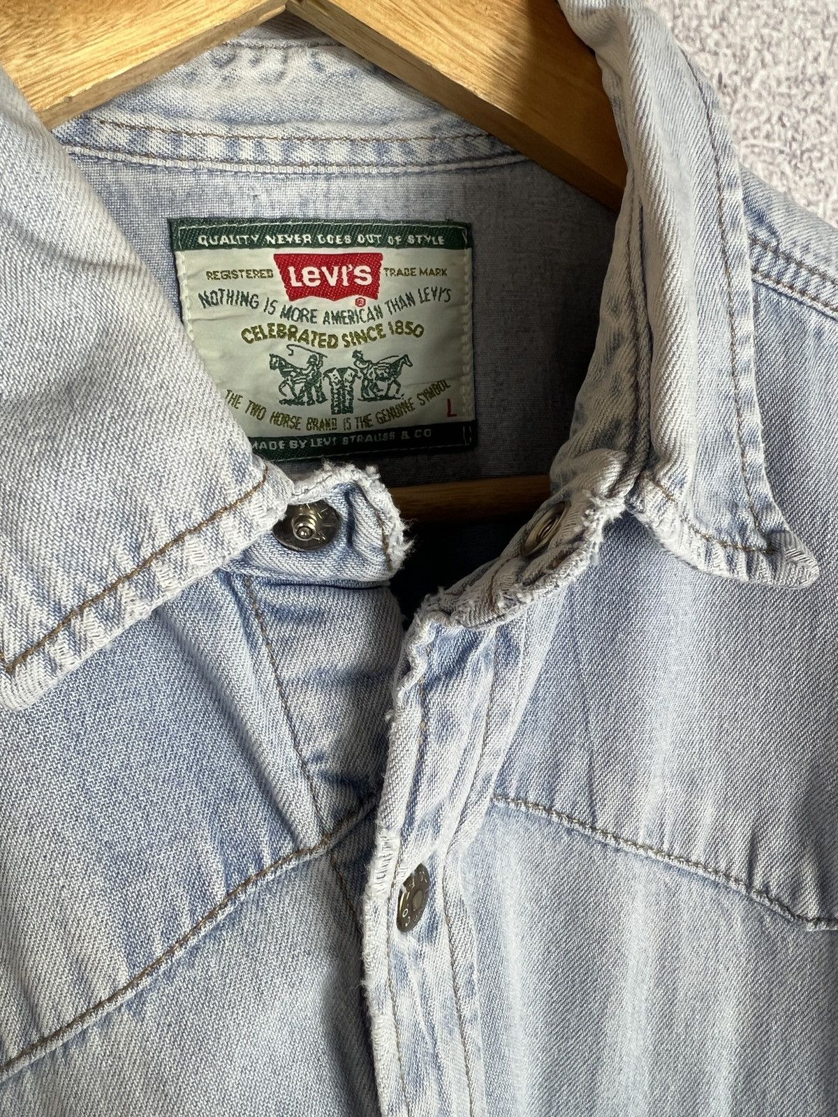 Levi's Vintage 80s Levi’s Blue Denim Western Shirt Size US L / EU 52-54 / 3 - 7 Thumbnail