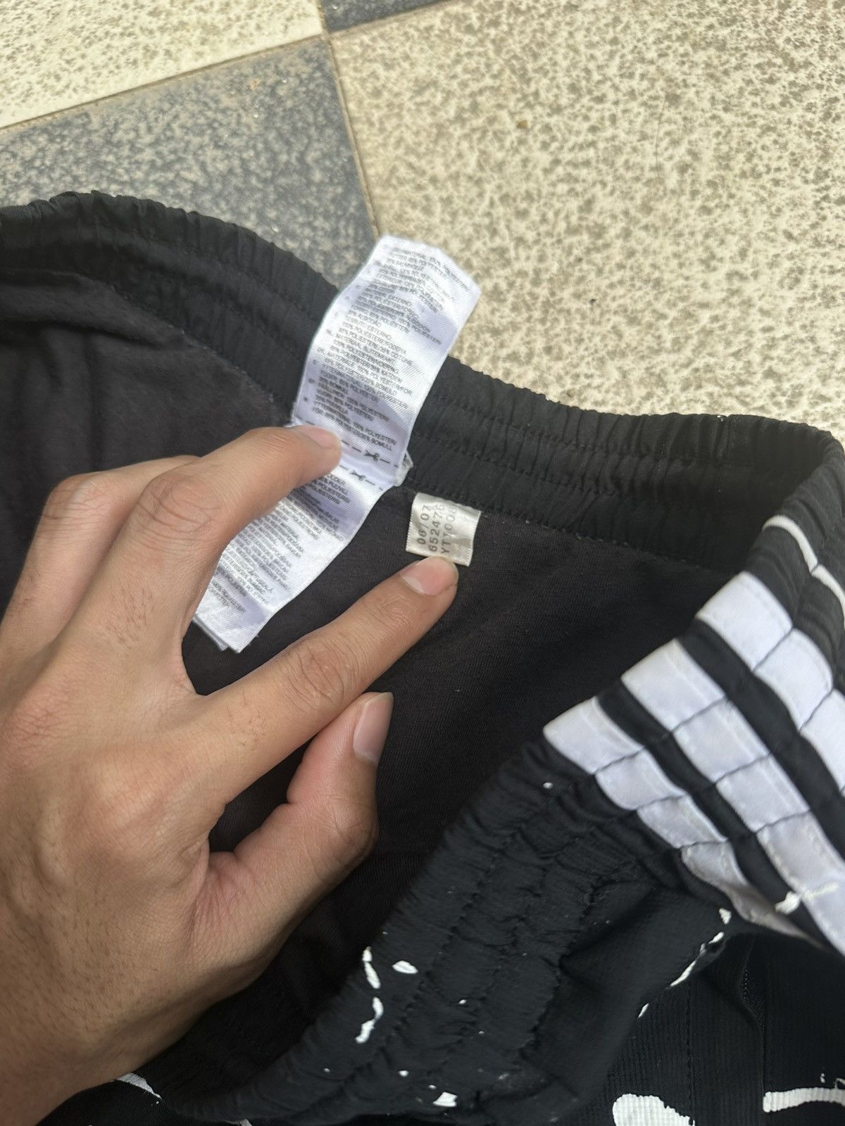 Adidas ADIDAS BAGGY PANTS PAINTED Size US 32 / EU 48 - 5 Thumbnail