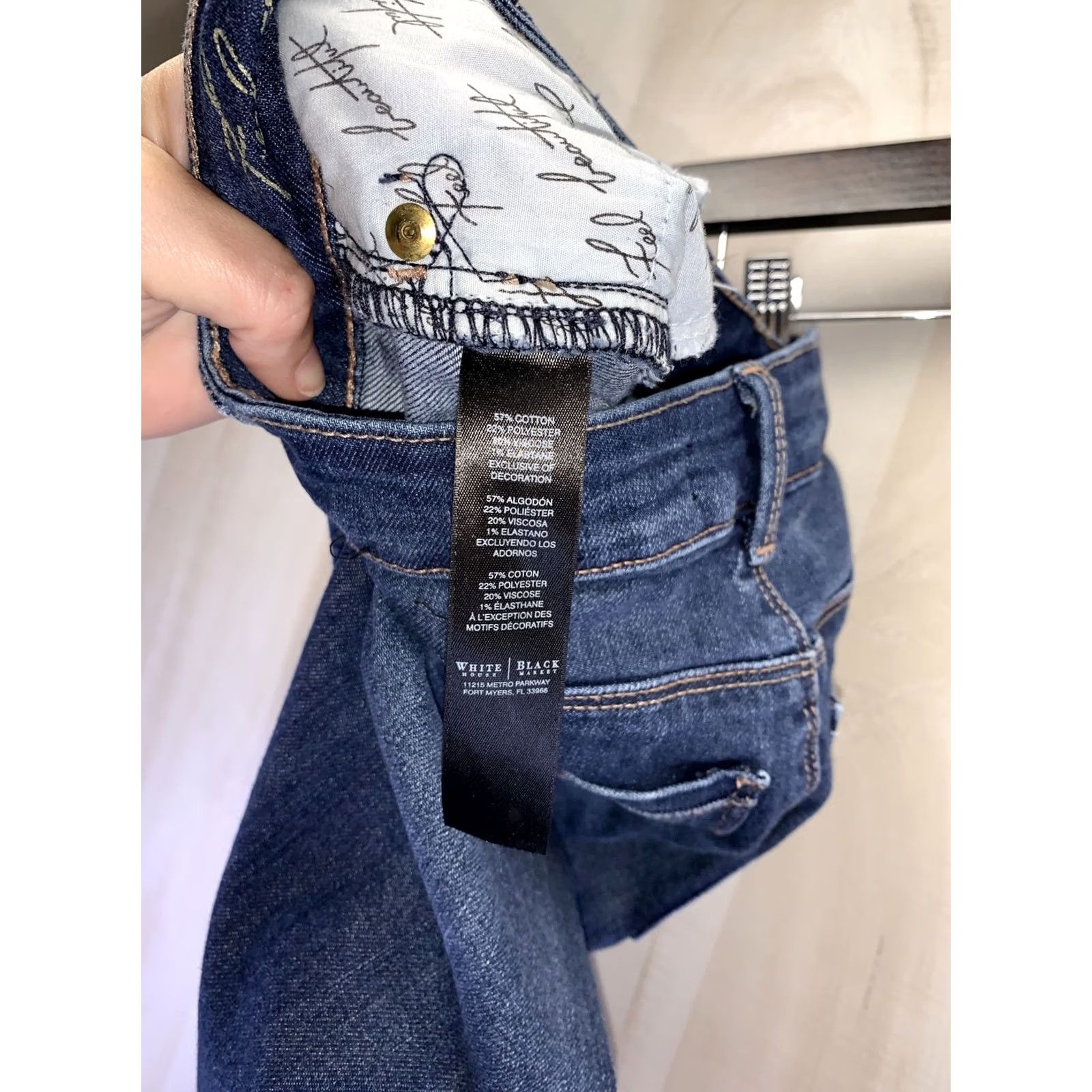 White House Black Market White House Black Market Jeans Womens Slim Leg Stretch Denim Skinny Size 0 Blue Regular 0r Mens Womens Boys Girls Size 25" / US 0 / IT 36 - 6 Thumbnail