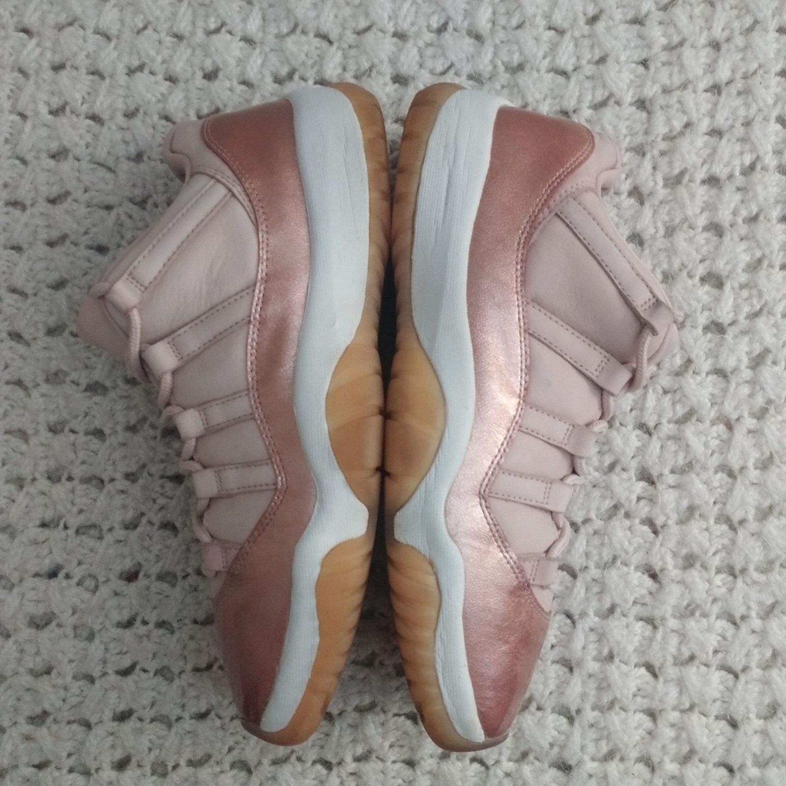 Jordan Brand Air Jordan 11 Retro Low 'Rose Gold' women size 10.5 Size US 10.5 / IT 40.5 - 10 Thumbnail