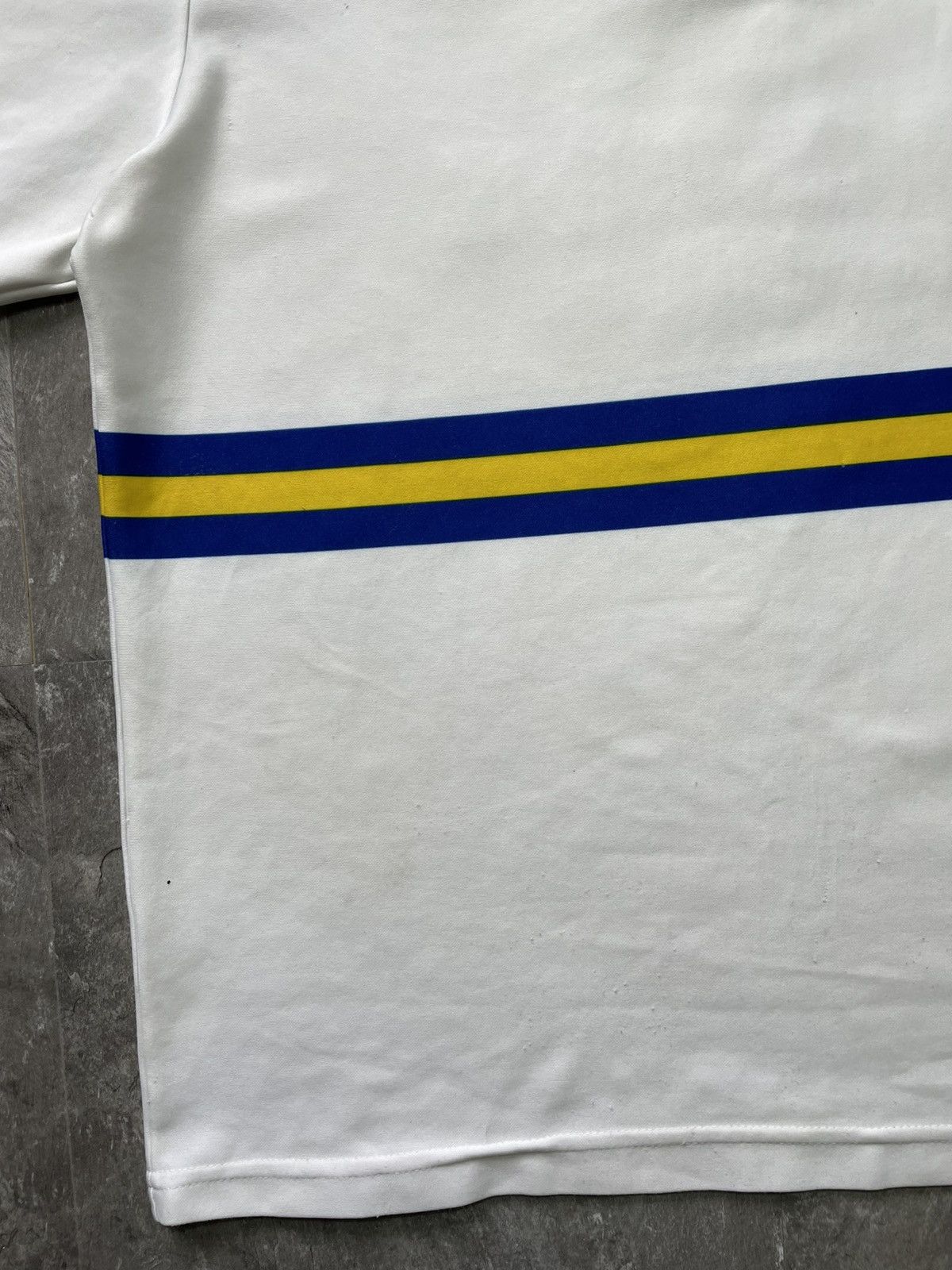Asics Vintage Asics Leeds United 1993 1994 1995 Home Jersey Shirt Size US L / EU 52-54 / 3 - 10 Thumbnail