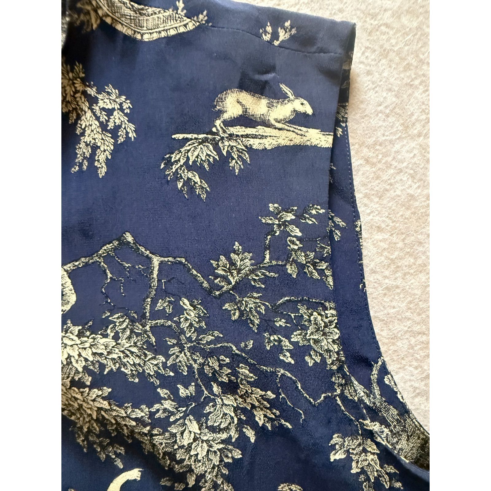 J.McLaughlin J. McLaughlin Silk Chinoiserie Vest Blue Button Front Print Size S / US 4 / IT 40 - 5 Thumbnail