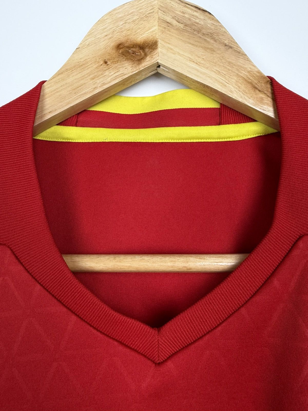 Adidas Adidas Spain 2015 football jersey Size US M / EU 48-50 / 2 - 5 Thumbnail