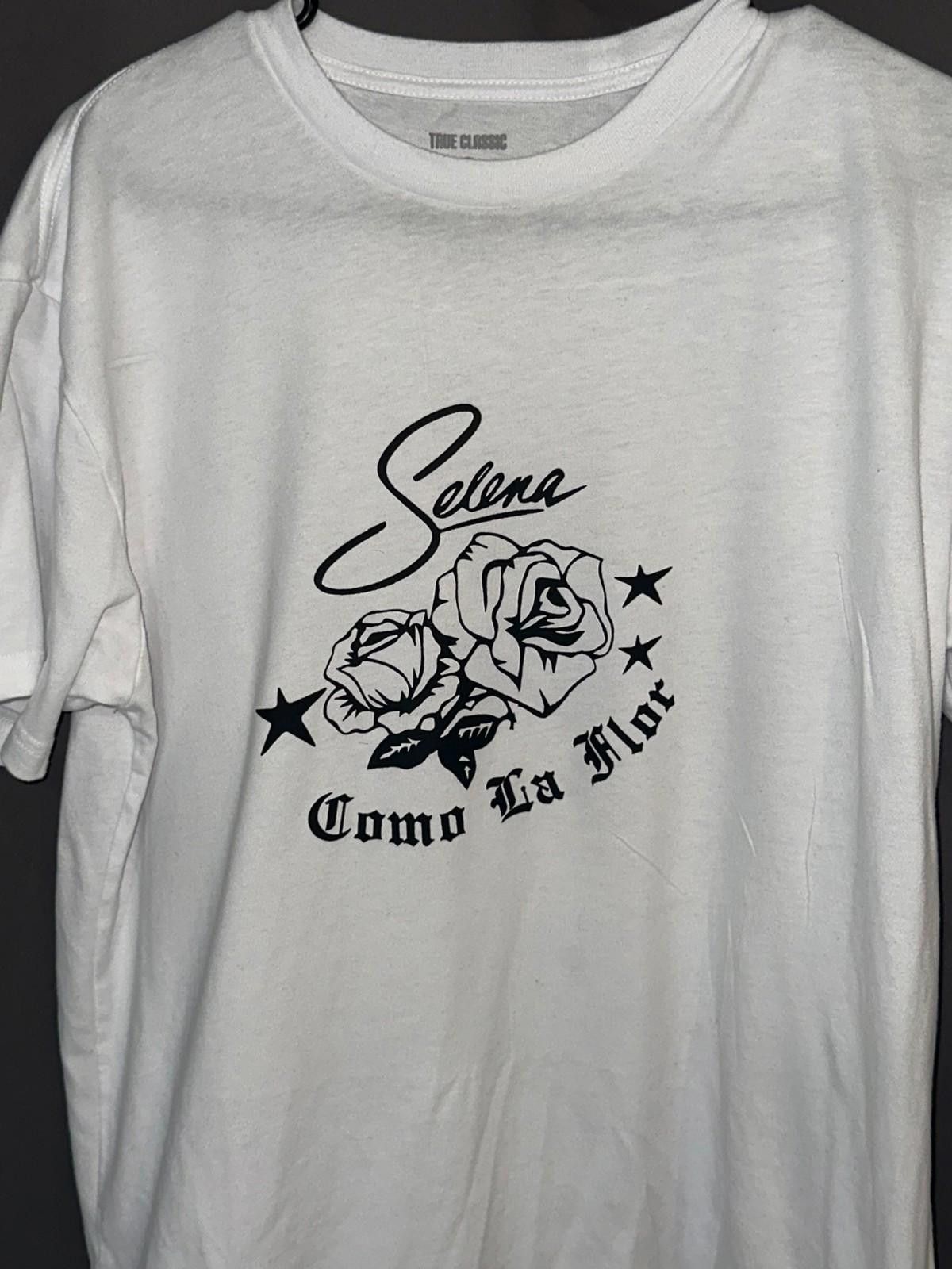 The Unbranded Brand Selena Graphic Tee | Roses & Stars | Size Large Size US L / EU 52-54 / 3 - 2 Thumbnail