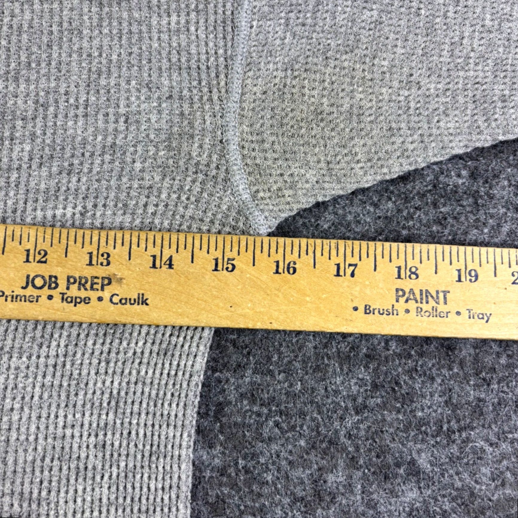 Vintage VINTAGE Northwest Territory Men’s Grey Waffle Knit Thermal Long Sleeve Shirt M 90s Size US M / EU 48-50 / 2 - 3 Thumbnail