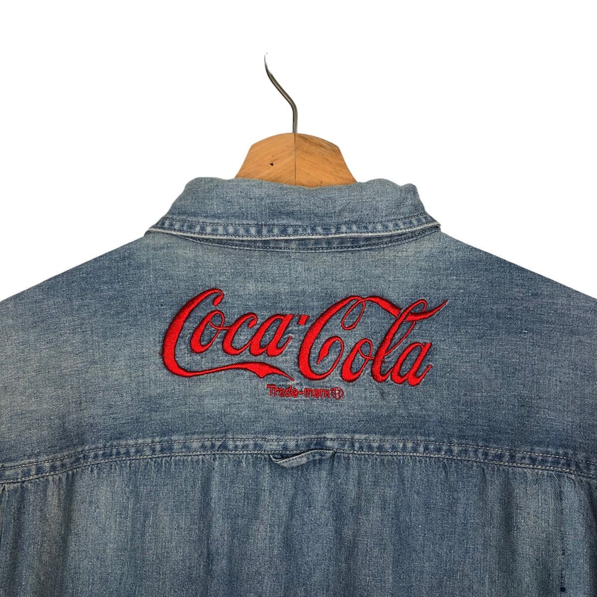 Japanese Brand 🔥VINTAGE COCA COLA DENIM CHAMBREY JACKET Size US M / EU 48-50 / 2 - 8 Thumbnail