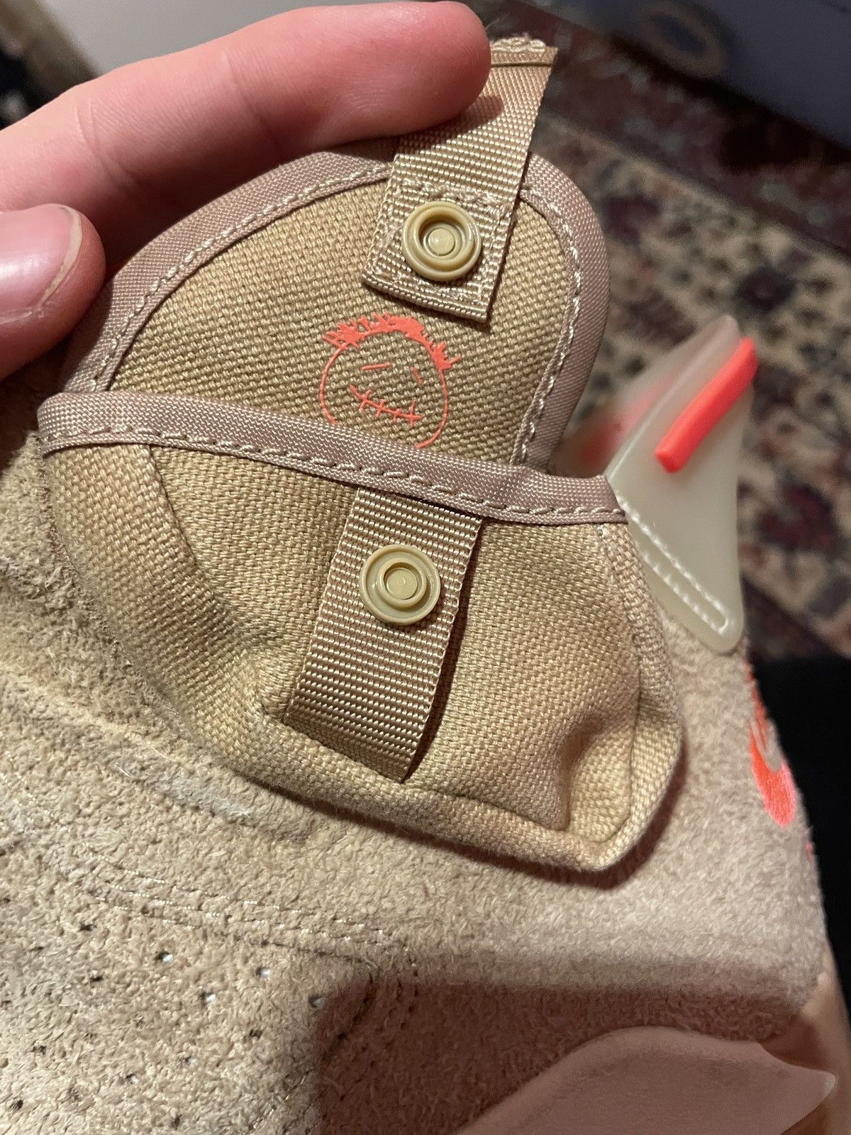 Jordan Brand Air Jordan 6 Travis Scott ‘British Khaki’ Size US 9 / EU 42 - 11 Thumbnail