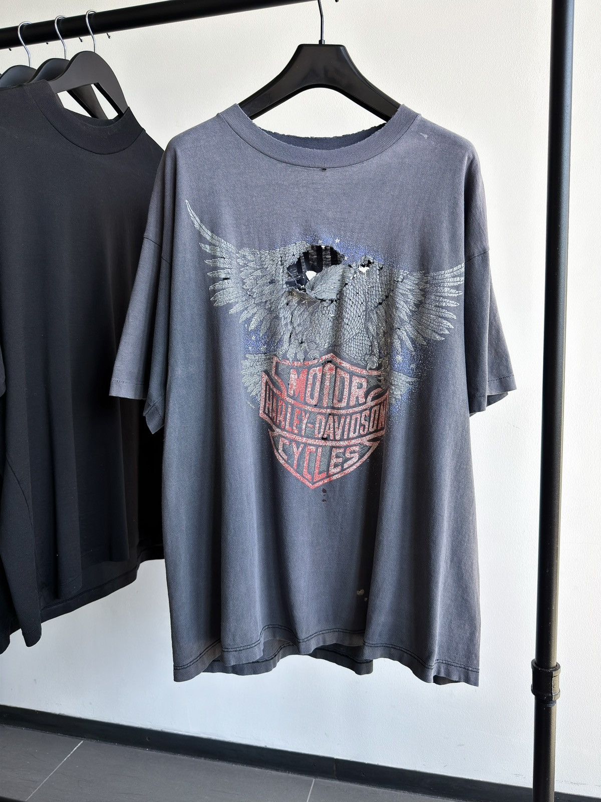 Harley Davidson Vintage 90s Thrashed HARLEY Faded Distressed Erd Band Tee Size US XL / EU 56 / 4 - 6 Thumbnail