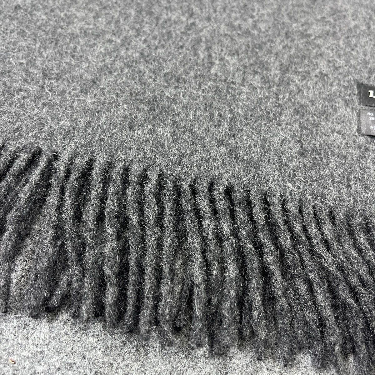 Lanvin Lanvin Scarf / Muffler / Neckwear T1337 Size ONE SIZE - 8 Thumbnail