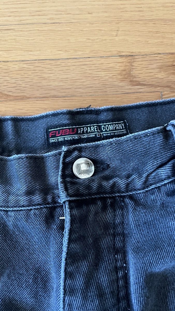 Fubu 90s FUBU black denim cargo pants Size US 34 / EU 50 - 3 Thumbnail