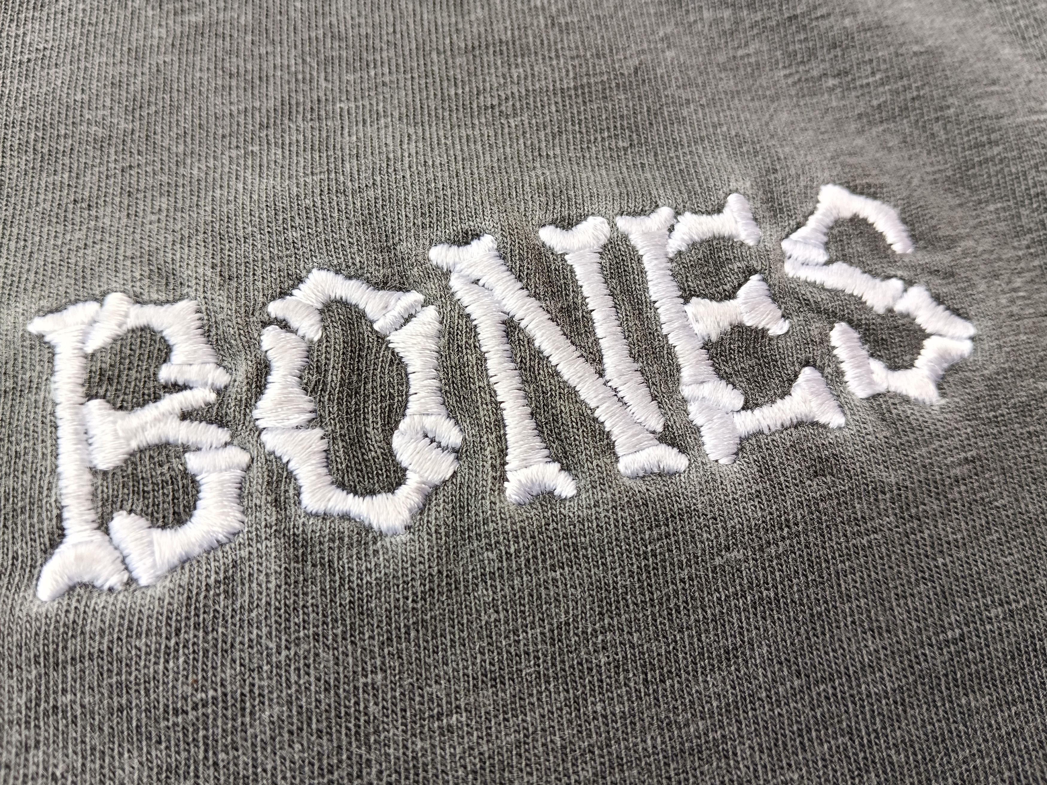 Bones Vintage bones embroidered Sun faded Size US L / EU 52-54 / 3 - 7 Thumbnail