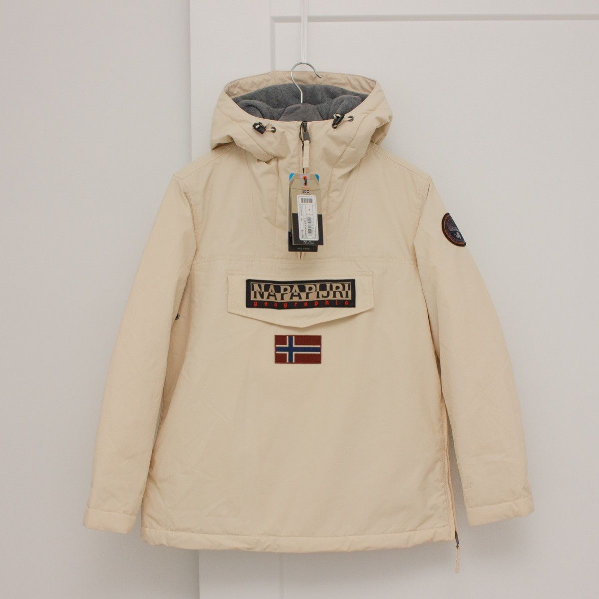 Napapijri Streetwear BNWT Napapijri Women s Rainforest Winter Jacket Ivory Grailed