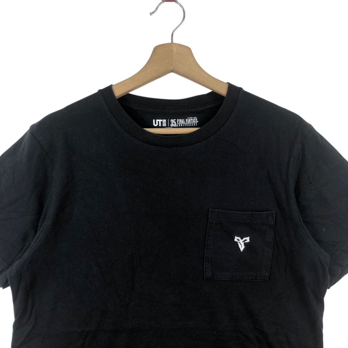 Uniqlo FINAL FANTASY X UNIQLO 35th Anniversary Games Tee Shirt Size US M / EU 48-50 / 2 - 2 Thumbnail