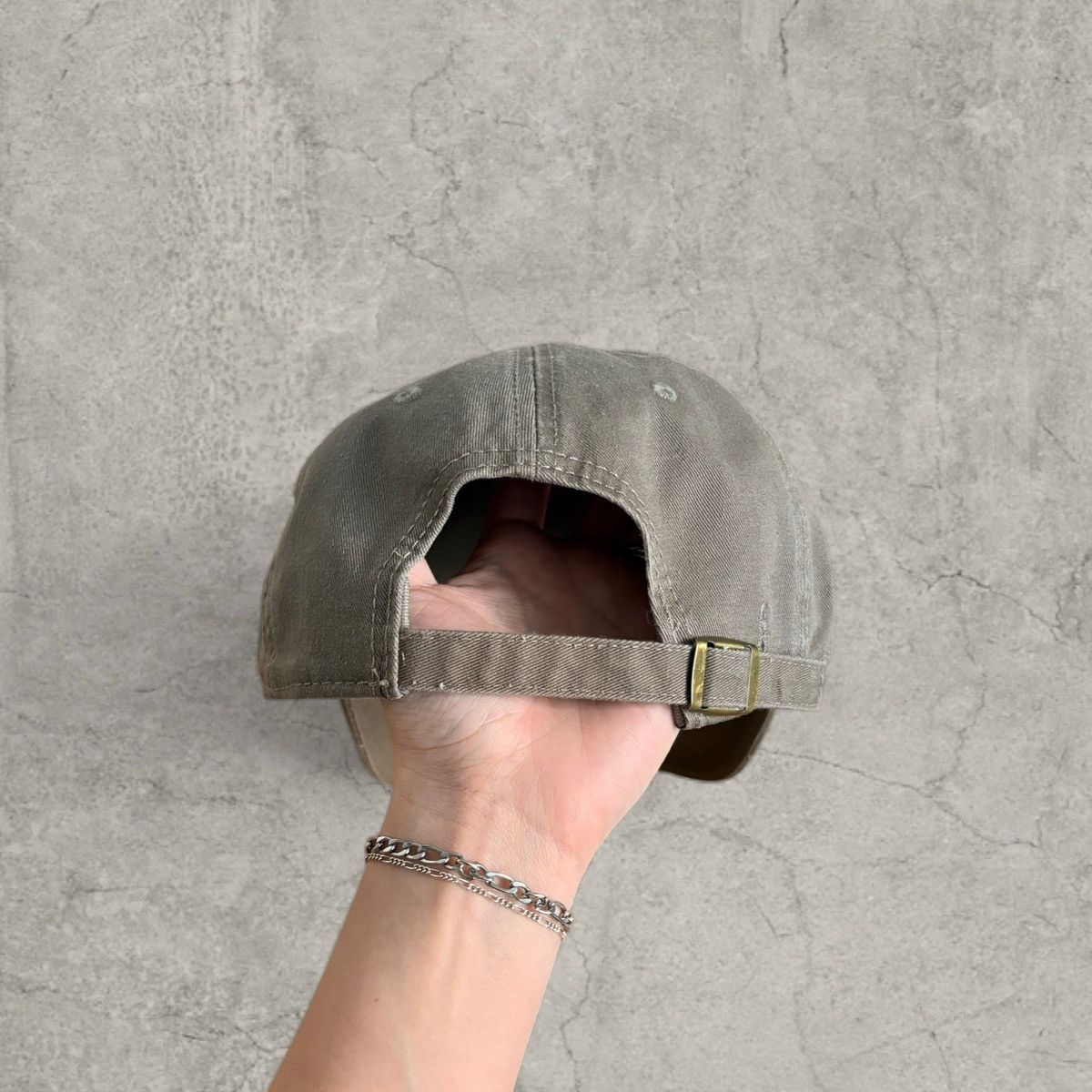 Japanese Brand Cool vintage style cap, beige grey with white logo. One size Size ONE SIZE - 3 Thumbnail
