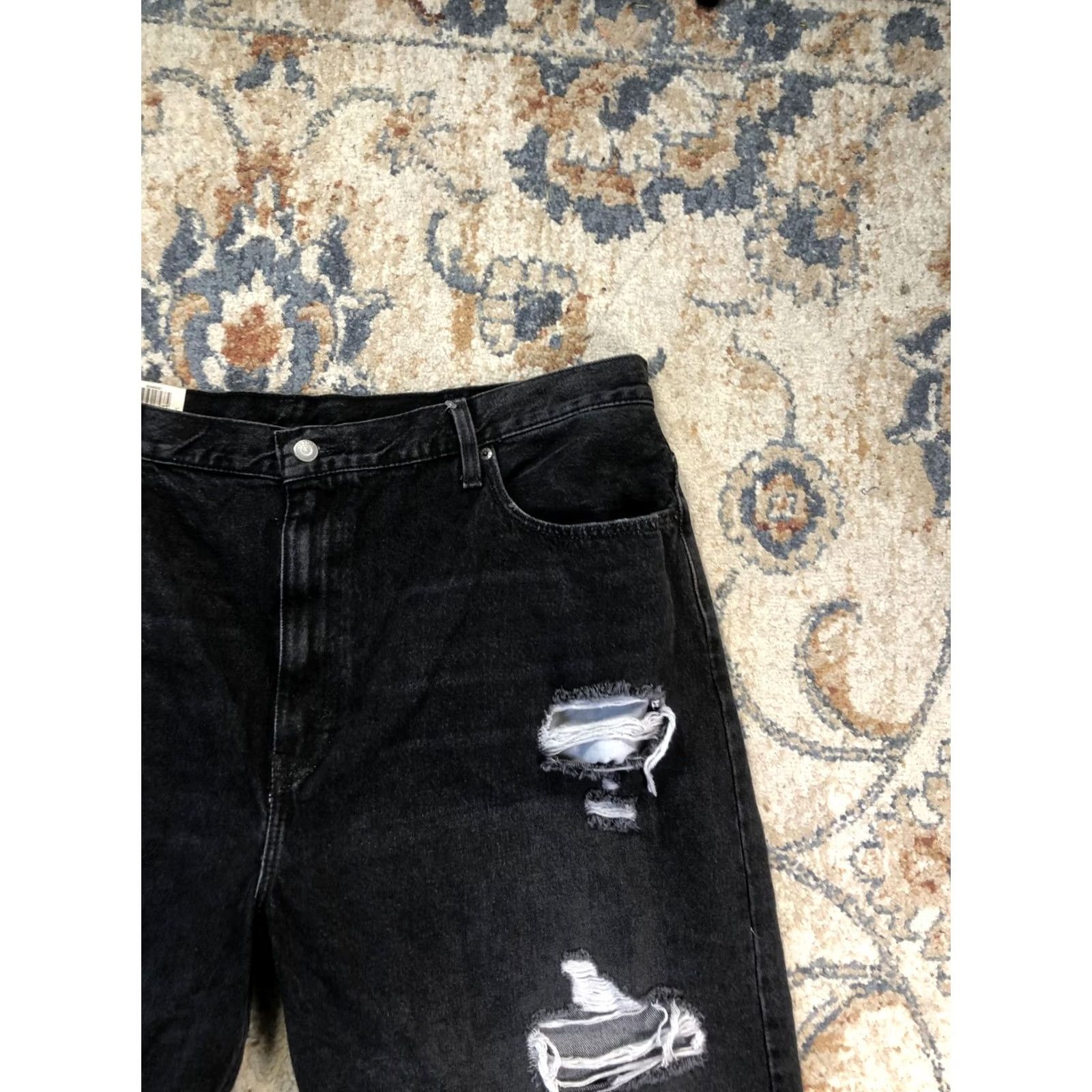 Levi's Levi's 569 Bermuda Shorts Mens 42 Black Denim Distressed 5-Pocket Relaxed Fit Shorts Size US 42 / EU 58 - 3 Thumbnail