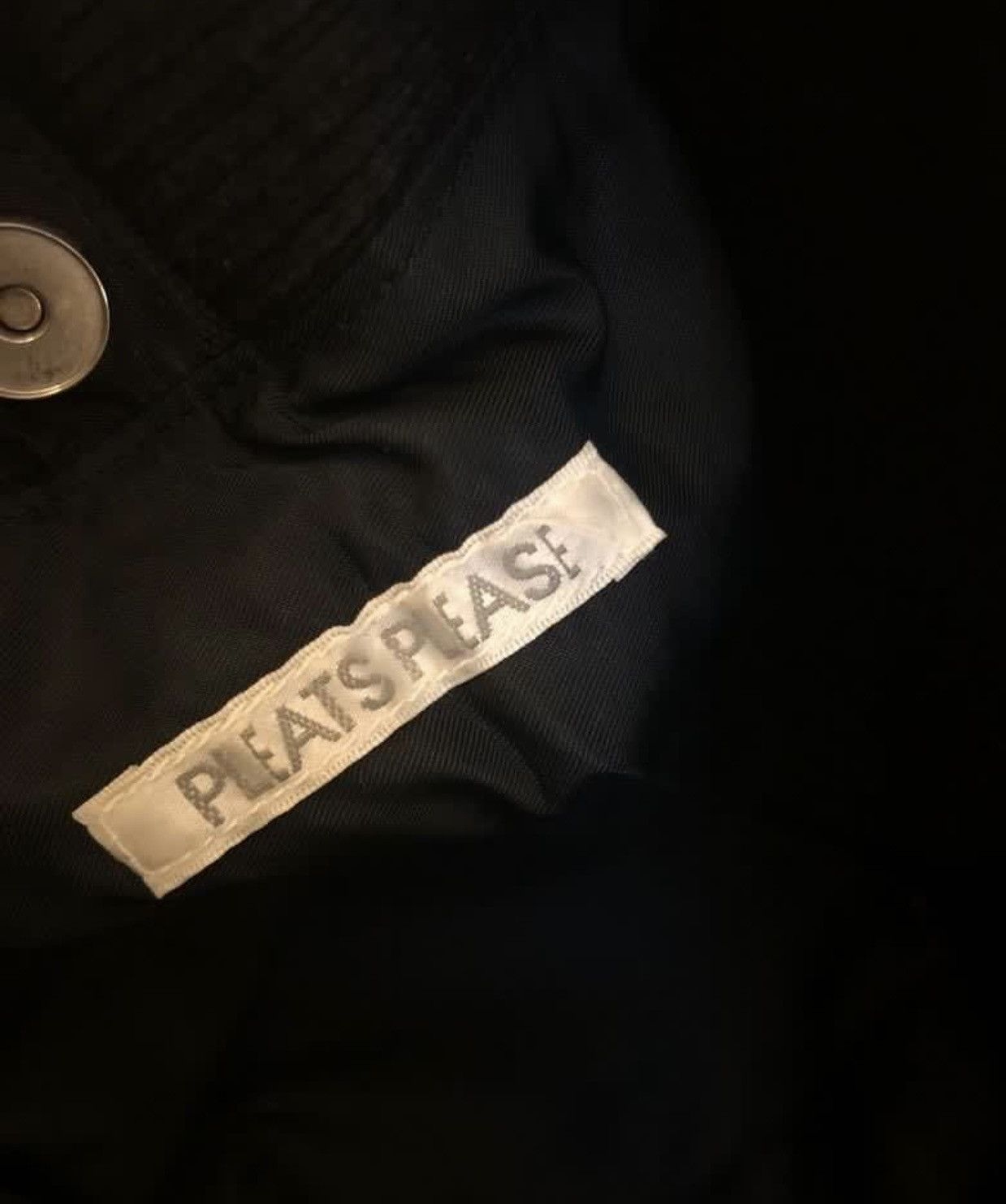 Homme Plisse Issey Miyake × Issey Miyake × Pleats Please Issey Miyake Issey Miyake pleated triangle Tote Size ONE SIZE - 6 Thumbnail
