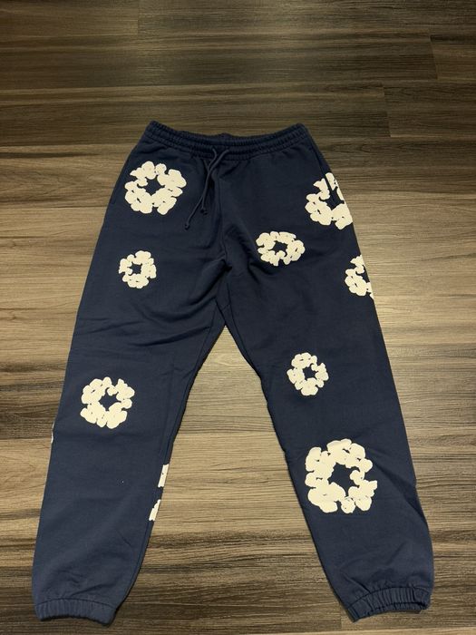 DENIM TEARS Denim Tears Cotton Wreath Sweatpants Navy | Grailed