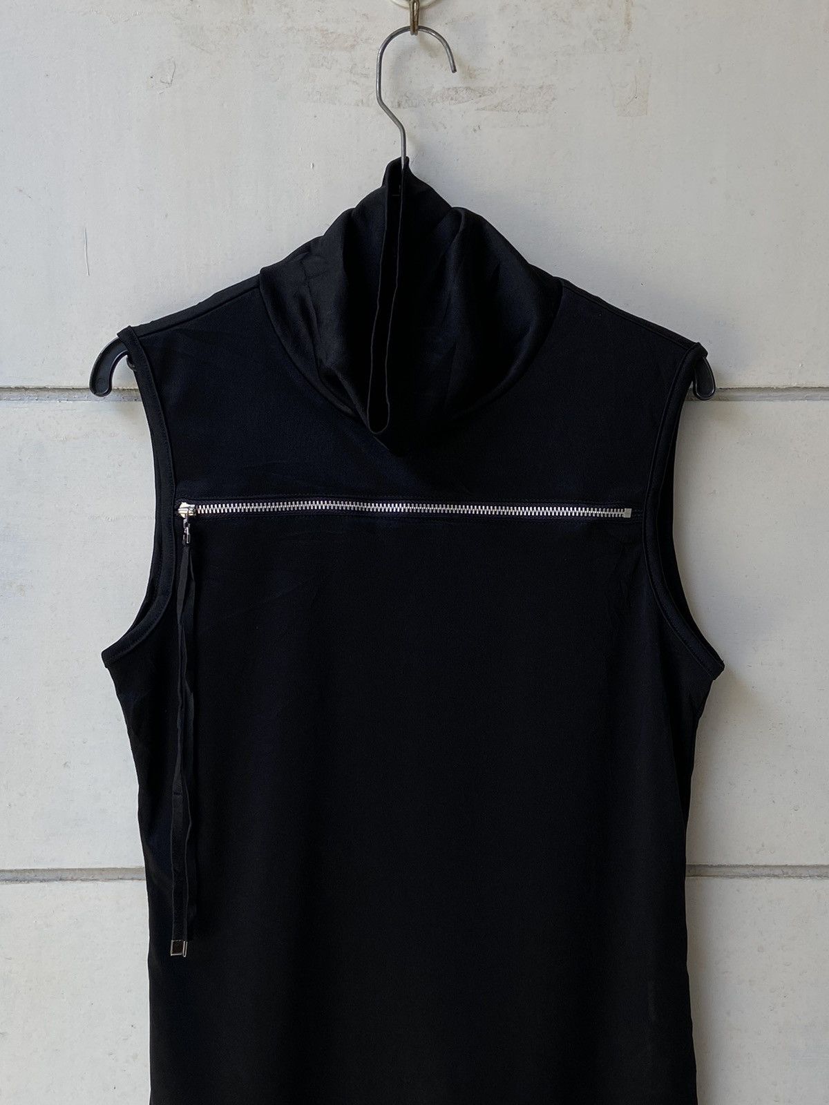 Karl Lagerfeld LAGERFELD Black Sleeveless T-Shirts Size US XS / EU 42 / 0 - 2 Thumbnail