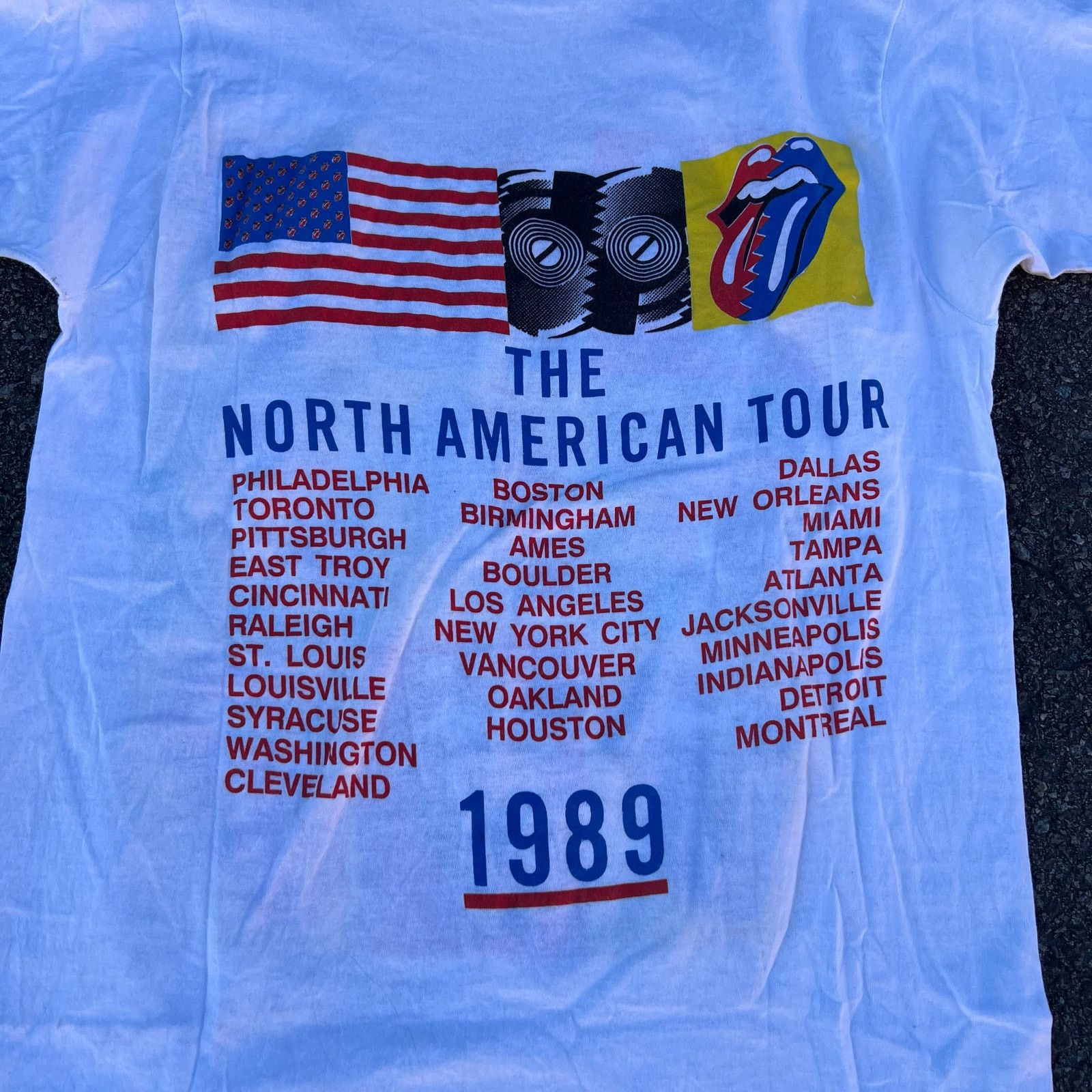 Fruit Of The Loom Vintage 1989 Rolling Stones Tour T-Shirt Art Tongue USA L Size US L / EU 52-54 / 3 - 6 Thumbnail