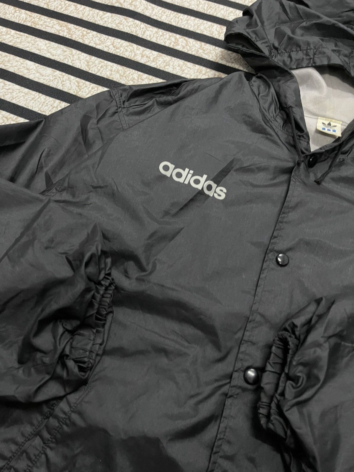 Adidas × Japanese Brand × Vintage 80s ADIDAS BIG LOGO HOODIE LIGHT JACKET RARE Size US M / EU 48-50 / 2 - 8 Thumbnail