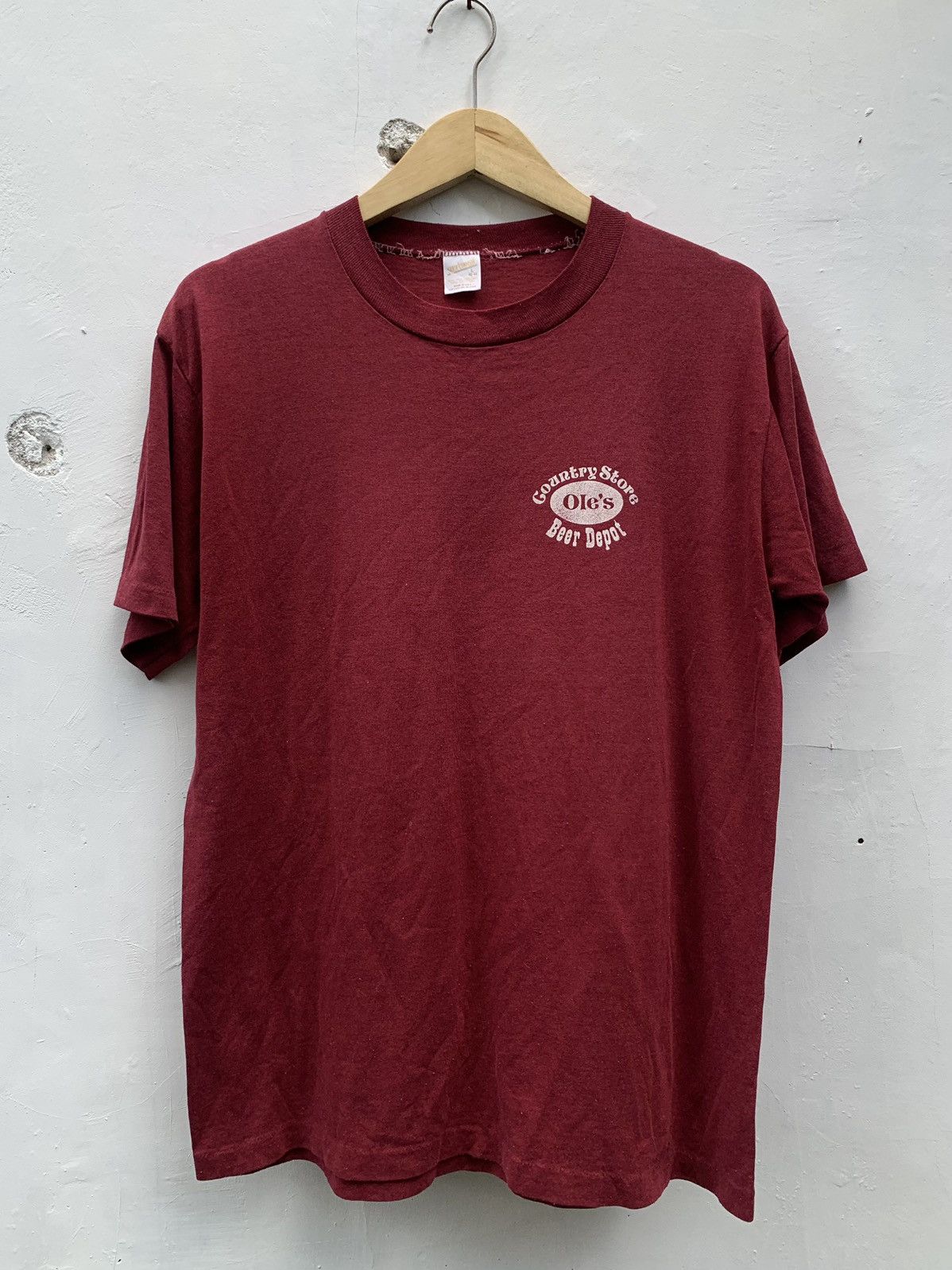 Cowboy Equipment × Vintage Vintage 80’s Country Store Ole’s beer depot t shirt Size US L / EU 52-54 / 3 - 4 Thumbnail