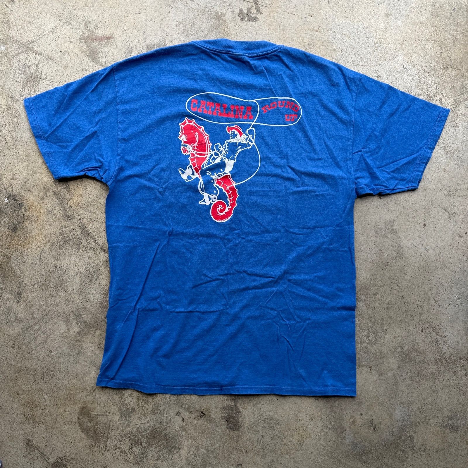 Hanes 1997 Catalina Round Up Seahorse Cowboy Graphic T-Shirt Size US L / EU 52-54 / 3 - 2 Thumbnail