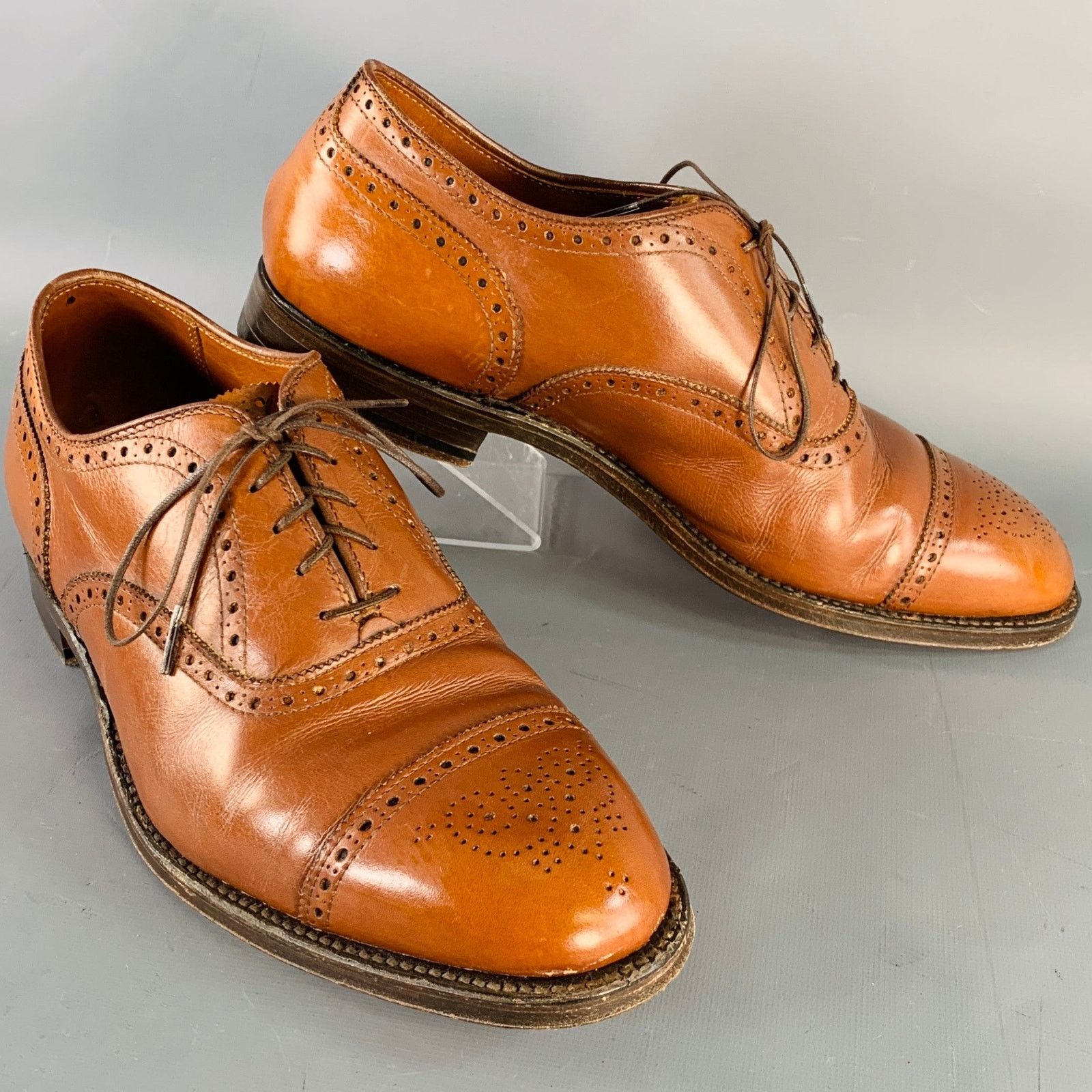 Alden Vintage Deadstock ALDEN 908 Medallion Tip Cap Toe 
