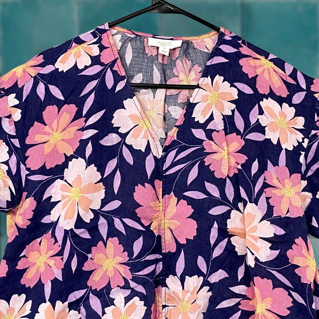 Charter Club Charter Club Linen Floral Top Womens M Navy Tie Front Summer Flower Blouse Short Sleeve V-Neck Floral Relaxed Size M / US 6-8 / IT 42-44 - 1 Thumbnail