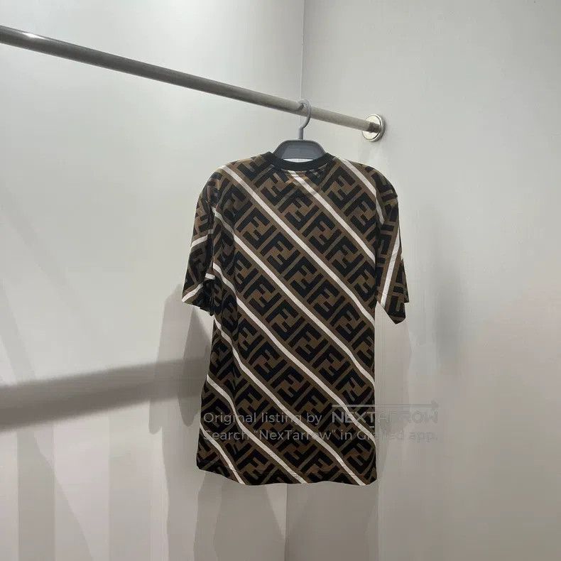 Fendi Fendi Color-Blocked Full Print Logo Printed Short Sleeve T Size S / US 4 / IT 40 - 2 Thumbnail