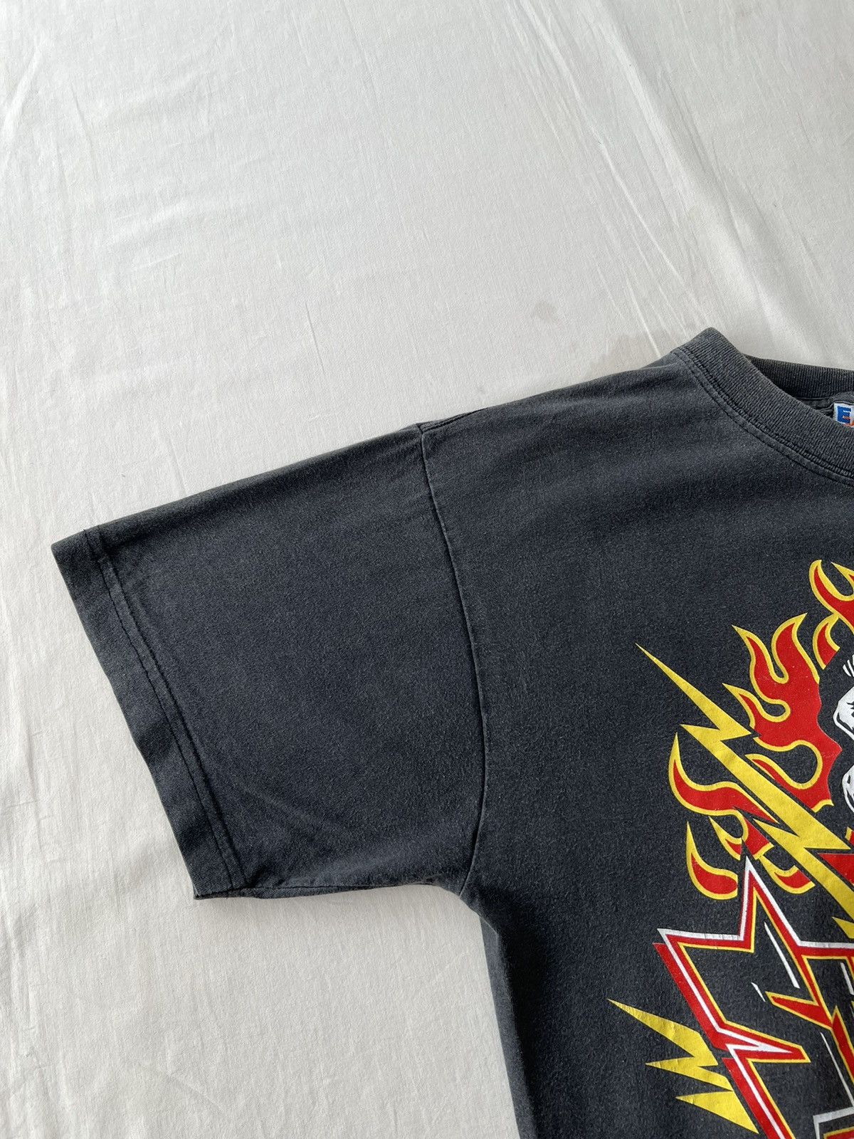 WWE Vintage 2000 Stone Cold Steve Austin Hellraiser WWE T-shirt Size US S / EU 44-46 / 1 - 6 Thumbnail