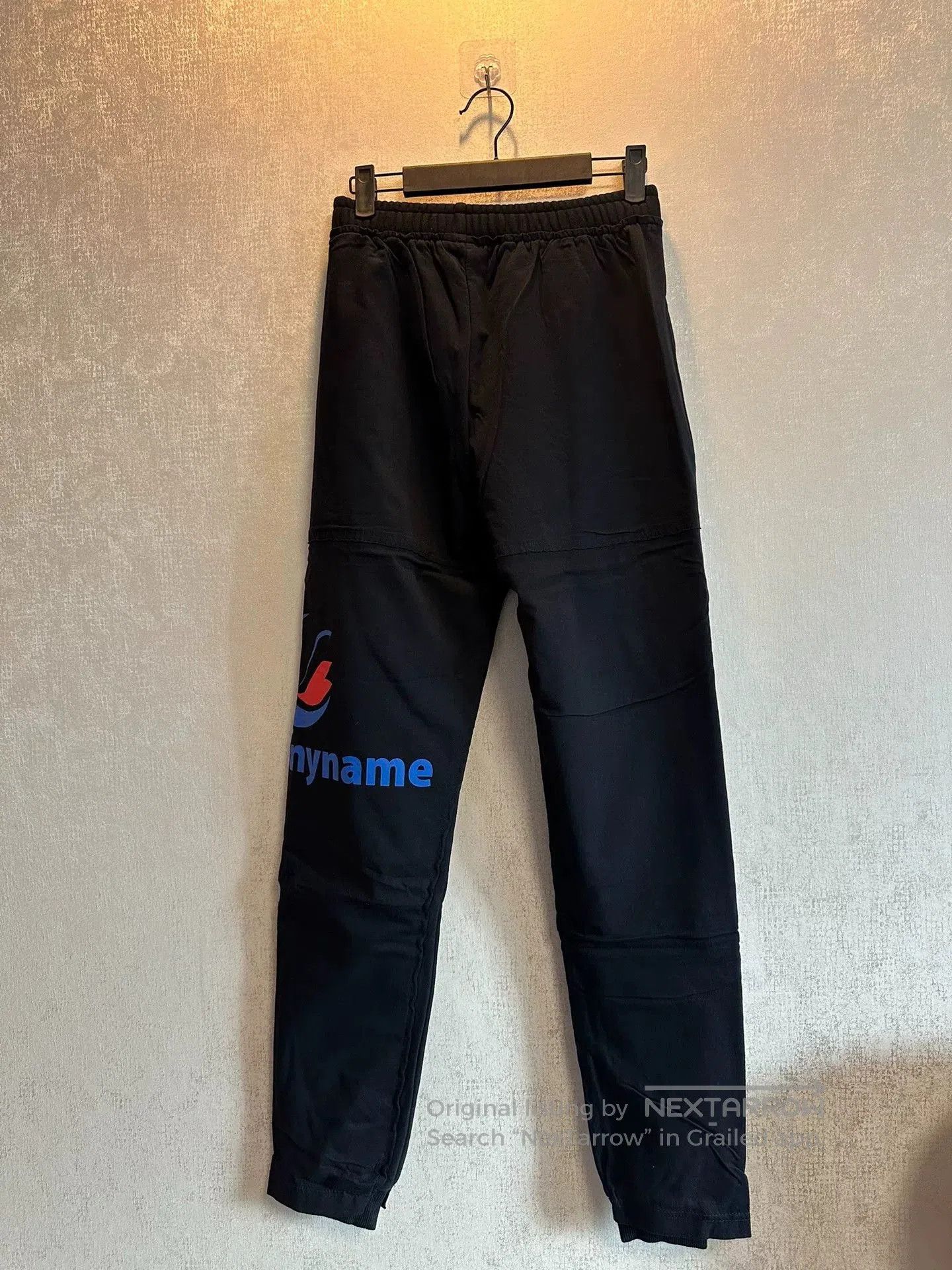 Vetements vetements black two. Size US 26 / EU 42 - 2 Thumbnail