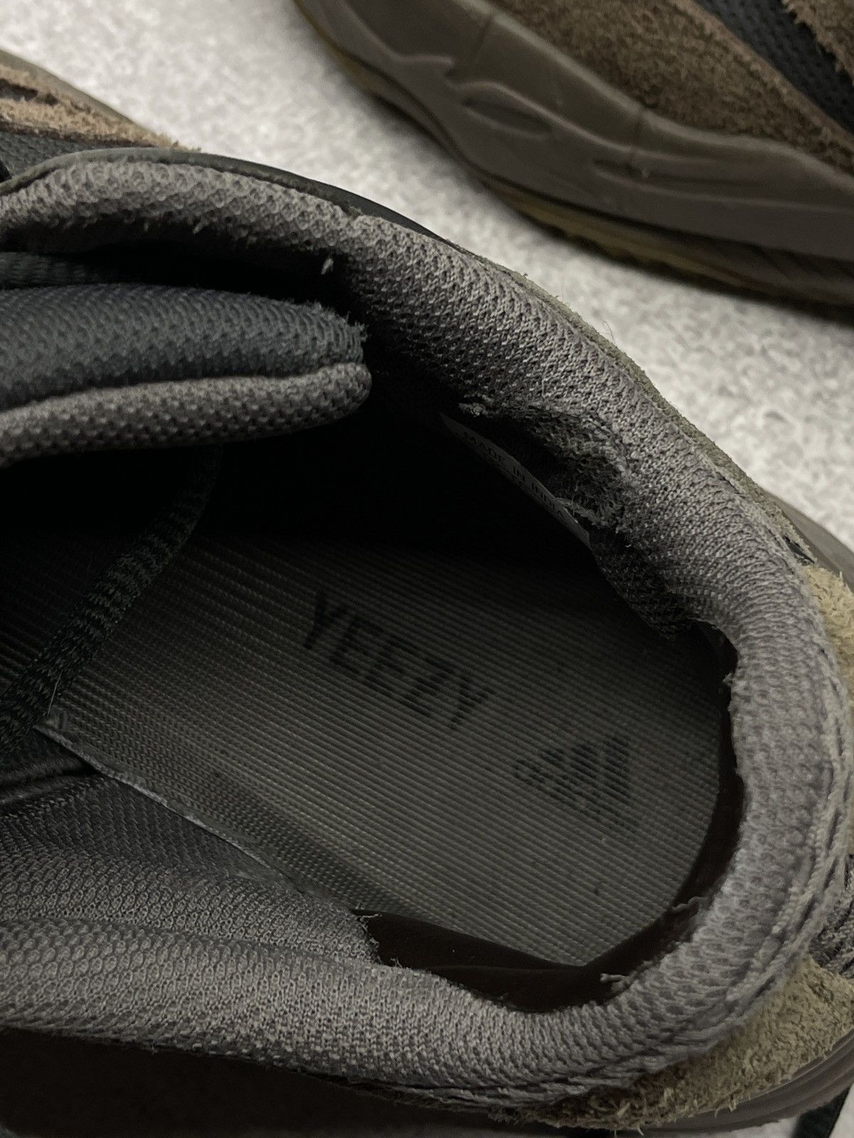 Yeezy Mens Adidas Yeezy Boost 700 Mauve EE9614 Size US 8.5 / EU 41-42 - 15 Thumbnail