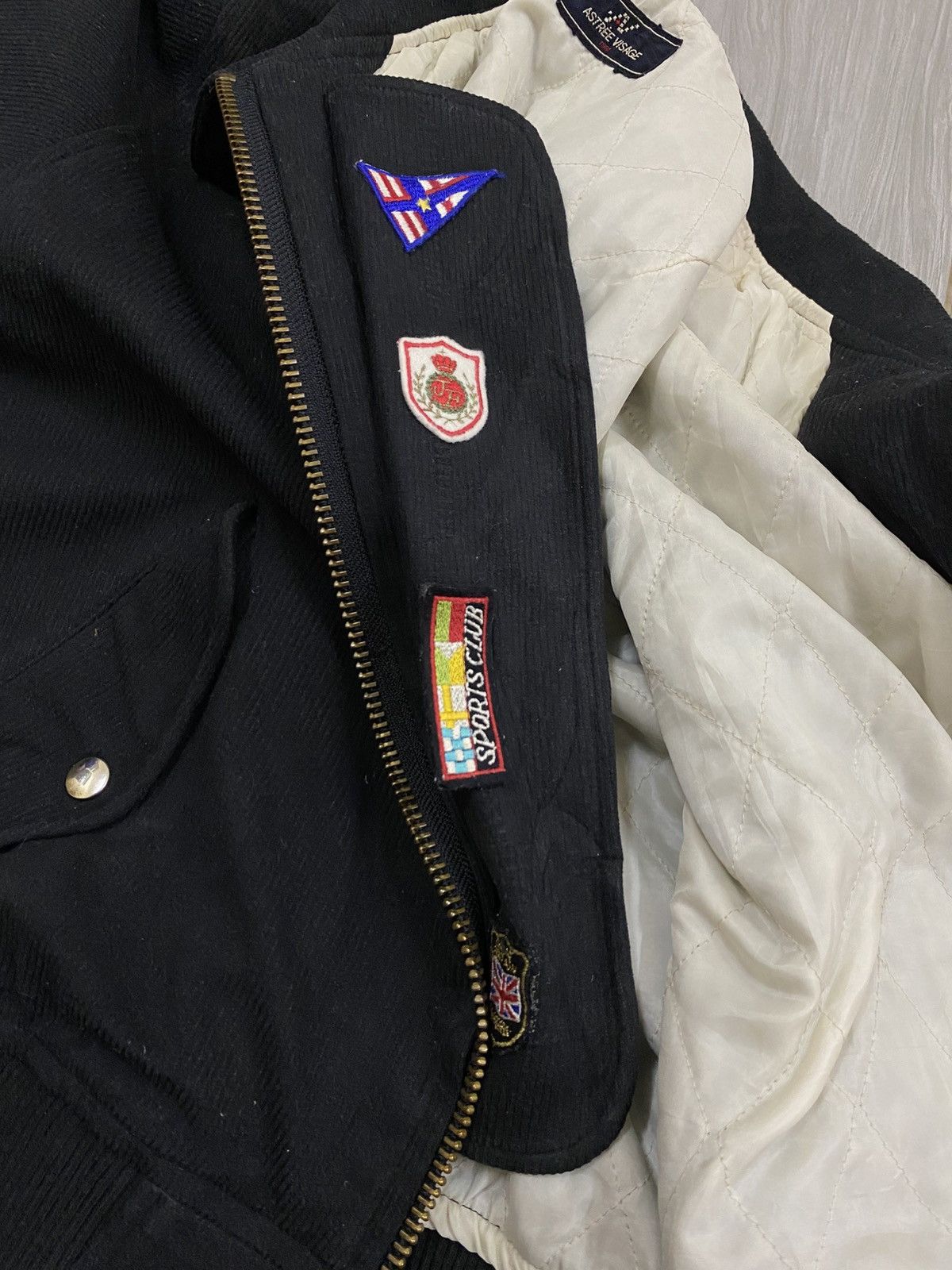 Japanese Brand Astrée Visage 1997 Black Bomber Jacket – Embroidered Crest Size US L / EU 52-54 / 3 - 8 Thumbnail