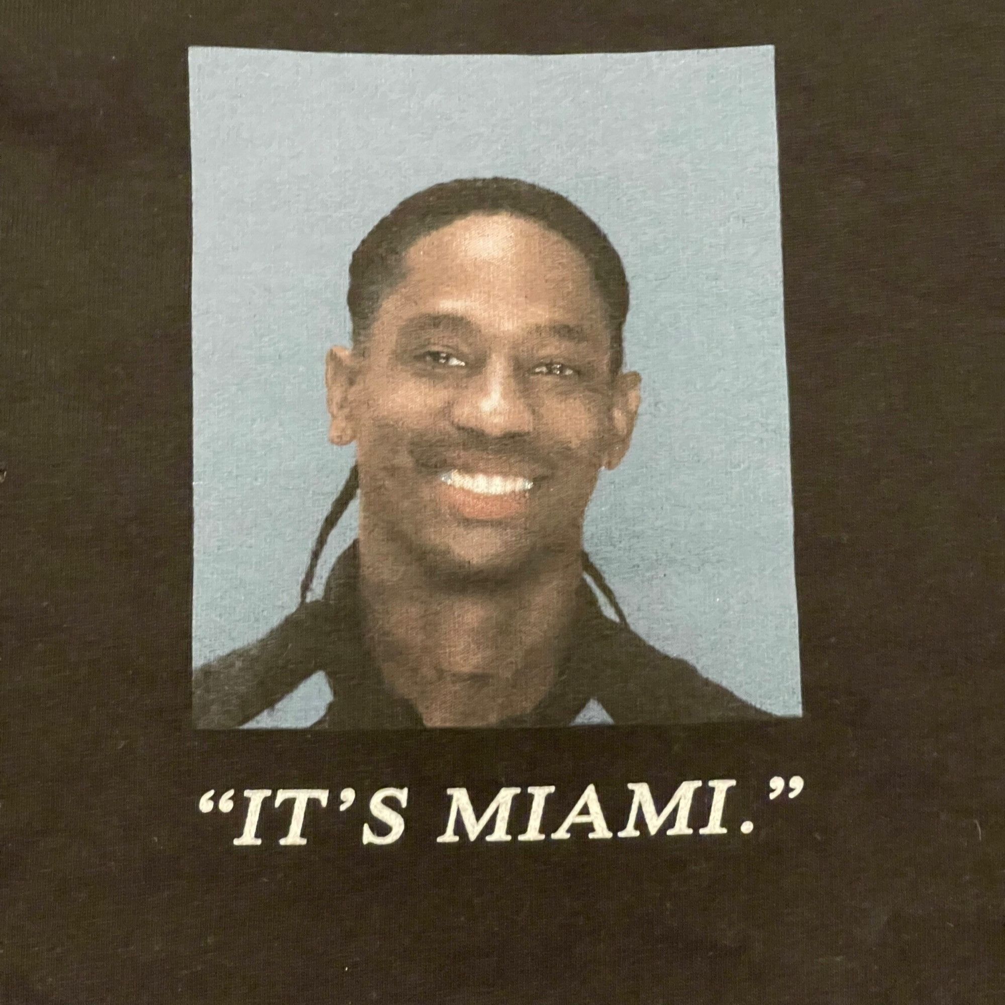 Travis Scott NEW TRAVIS SCOTT MUG SHOT MIAMI TEE SZ SMALL Size US S / EU 44-46 / 1 - 4 Thumbnail