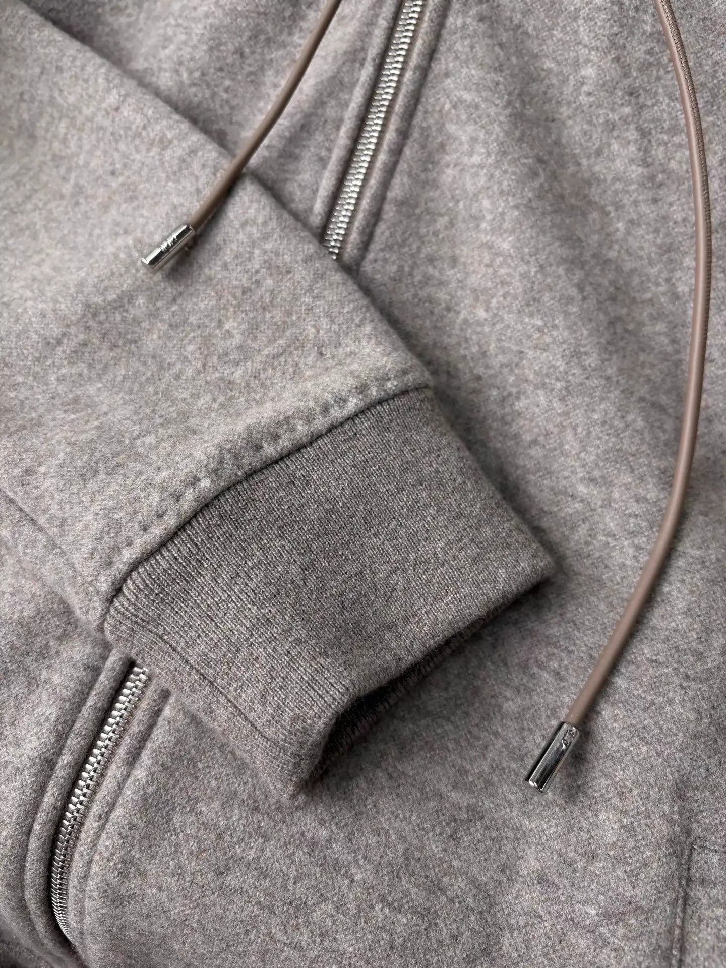 Dior Dior Icon Oblique Hooded Jacket Tan Cashmere-Wool M Size US M / EU 48-50 / 2 - 2 Thumbnail