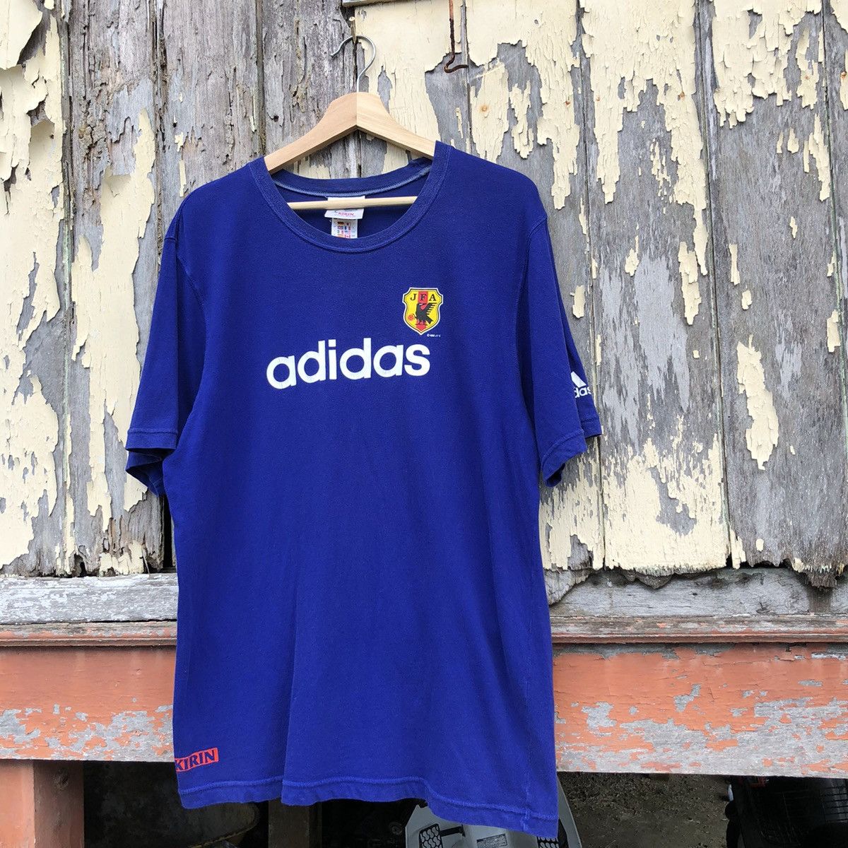 Vintage Vintage y2k Sunfaded Adidas Kirin Tshirt Size US L / EU 52-54 / 3 - 2 Thumbnail