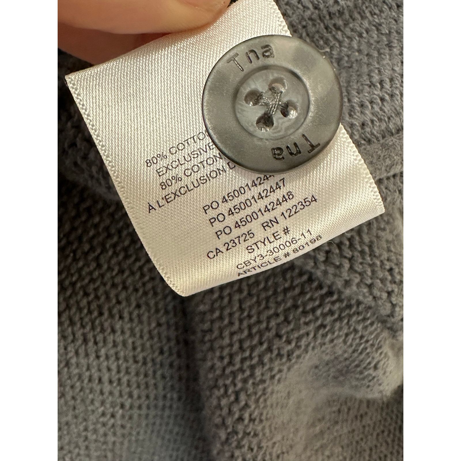 Aritzia Aritzia TNA gray long sleeves v neck cardigan size 2 - Large Size L / US 10 / IT 46 - 6 Thumbnail