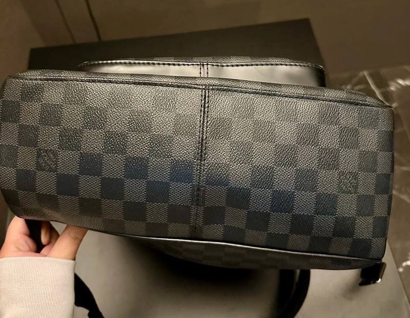 Louis Vuitton Louis Vuitton Backpack Size ONE SIZE - 1 Thumbnail
