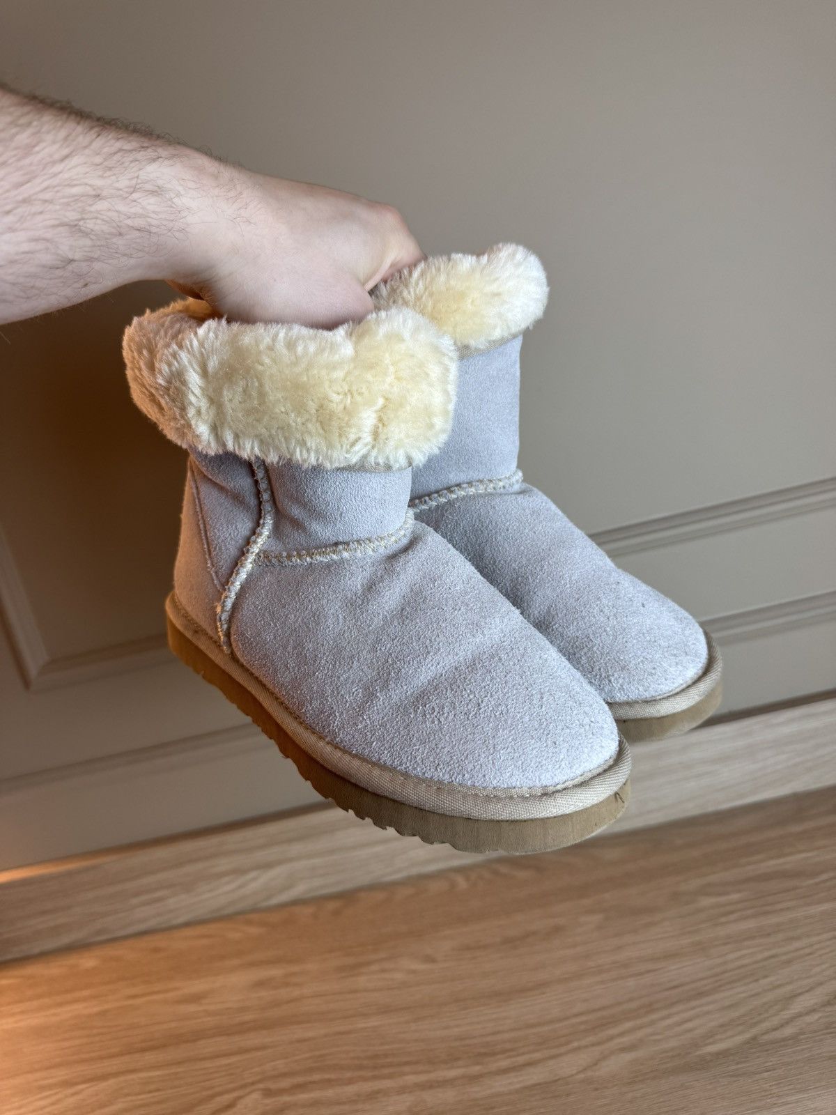 Ugg New UGG Womens Classic Short II Boots Womens Size 6 Size US 6 / IT 36 - 10 Thumbnail