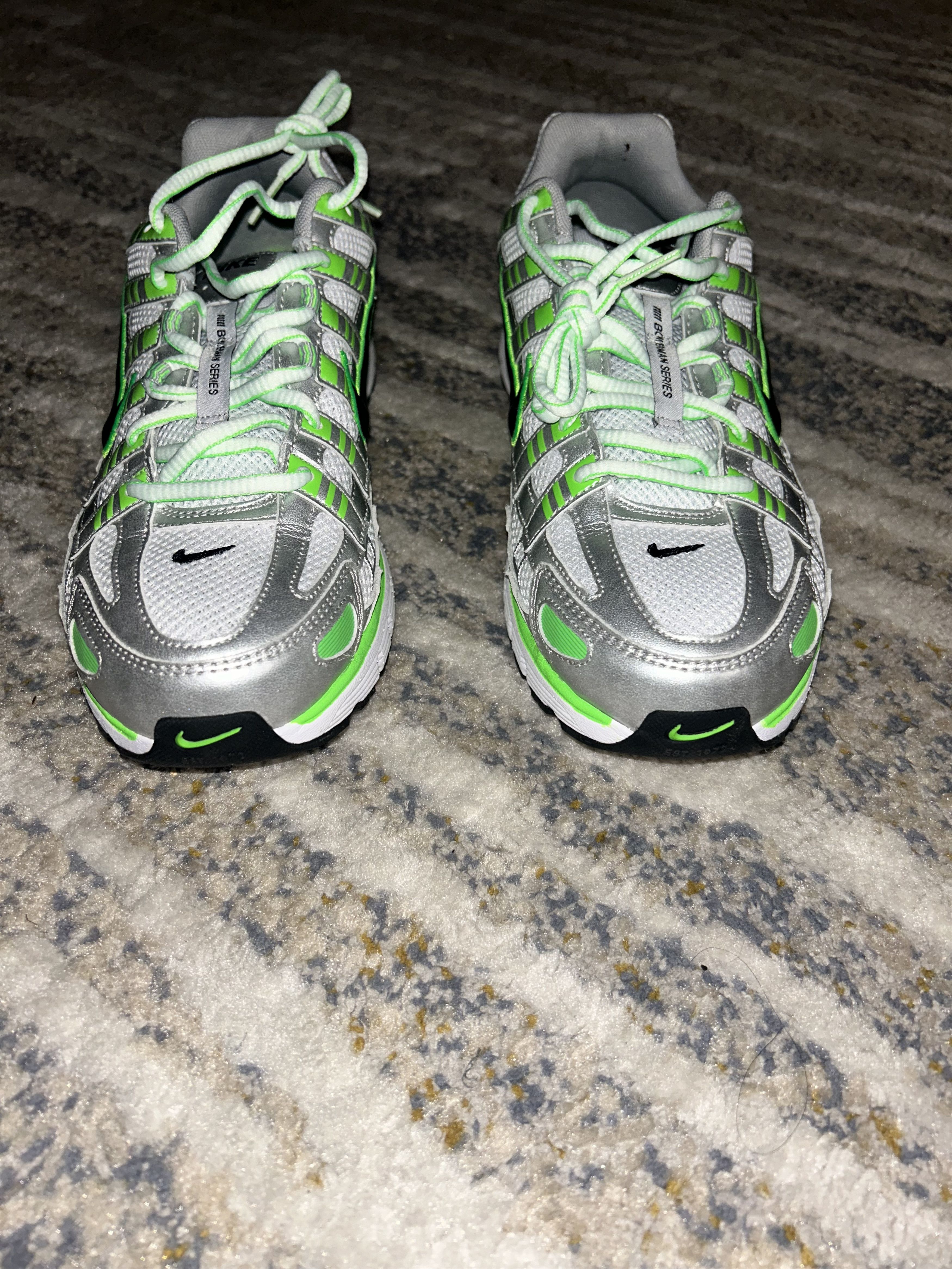 Nike Nike P-6000 Size US 11 / EU 44 - 3 Thumbnail